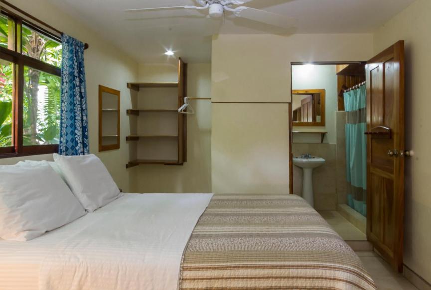 La Ponderosa Resort *