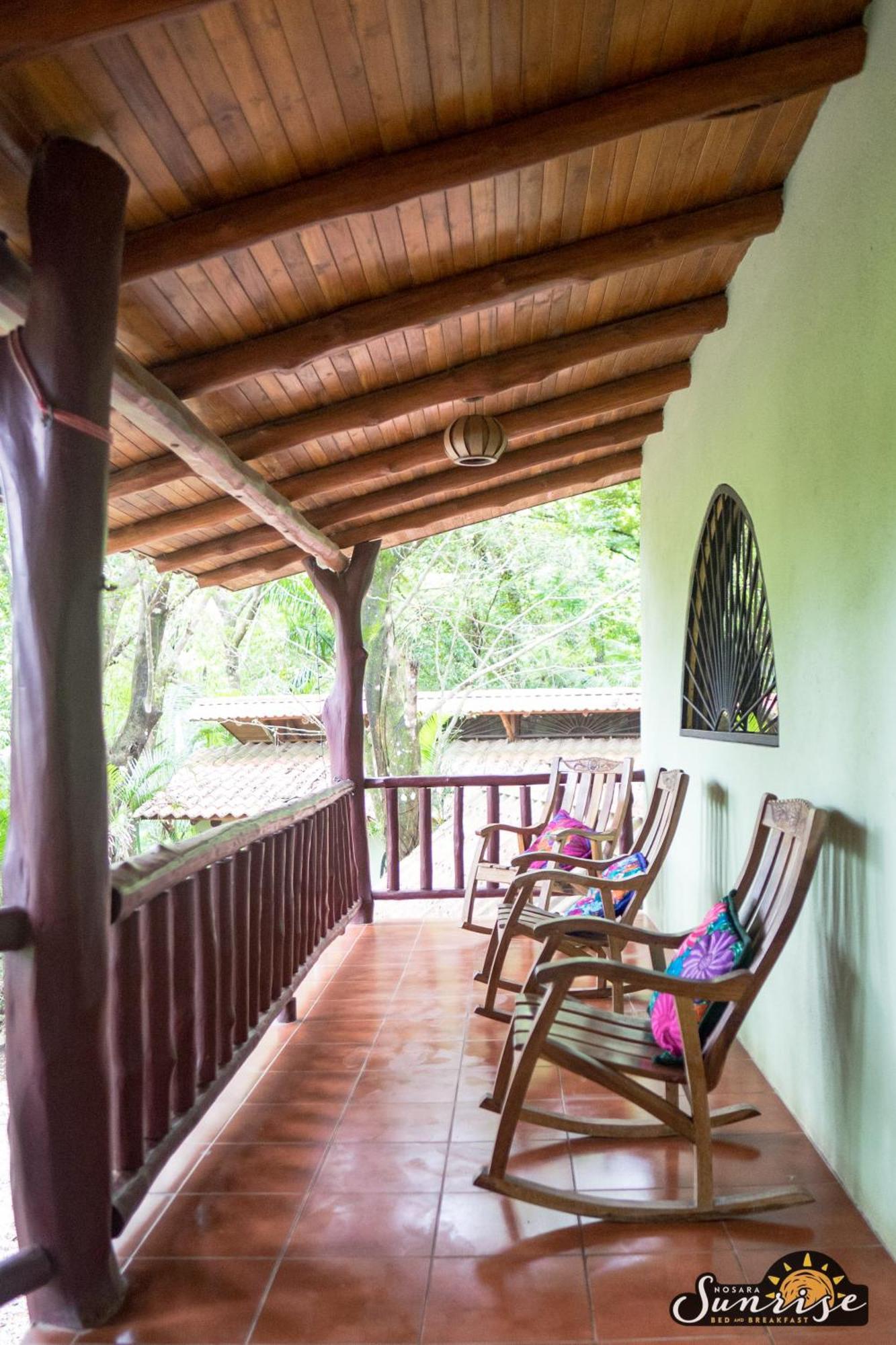 Sunrise Bed & Breakfast 2*