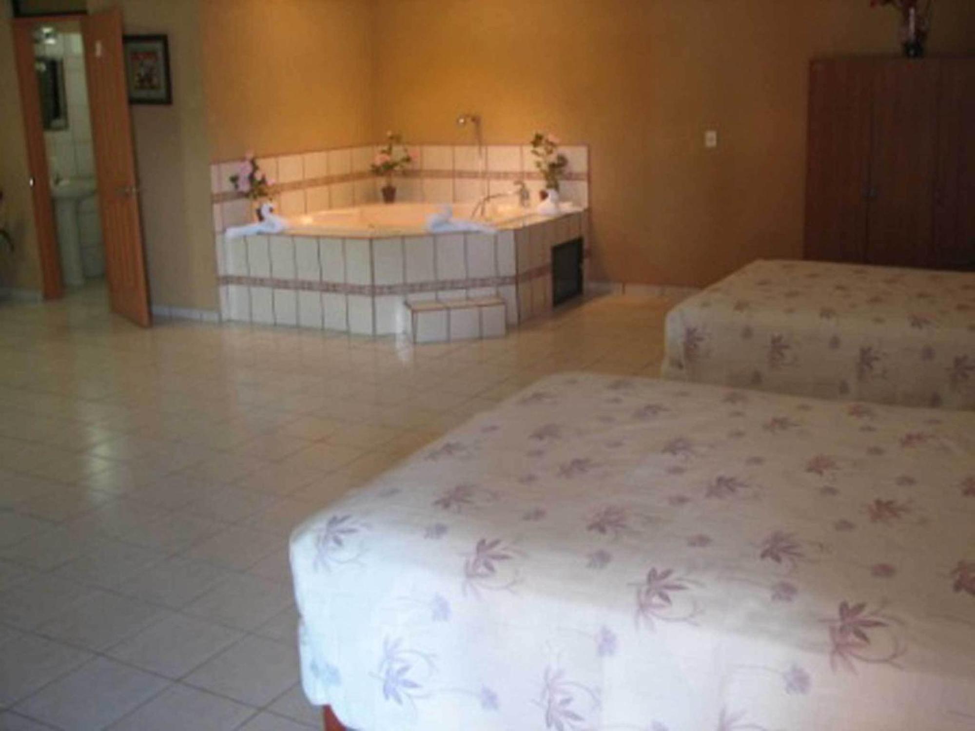 La Arena Hotel
