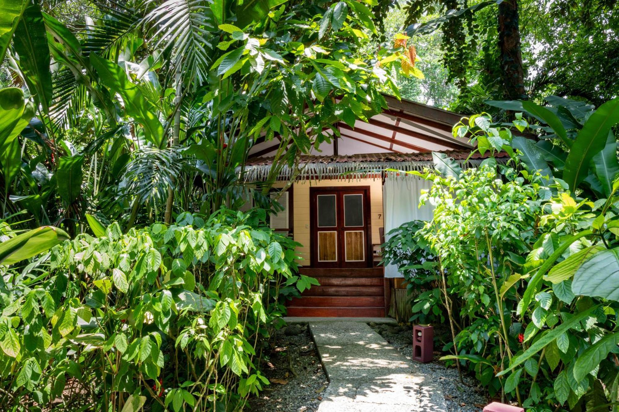 Namuwoki Hotel 3*