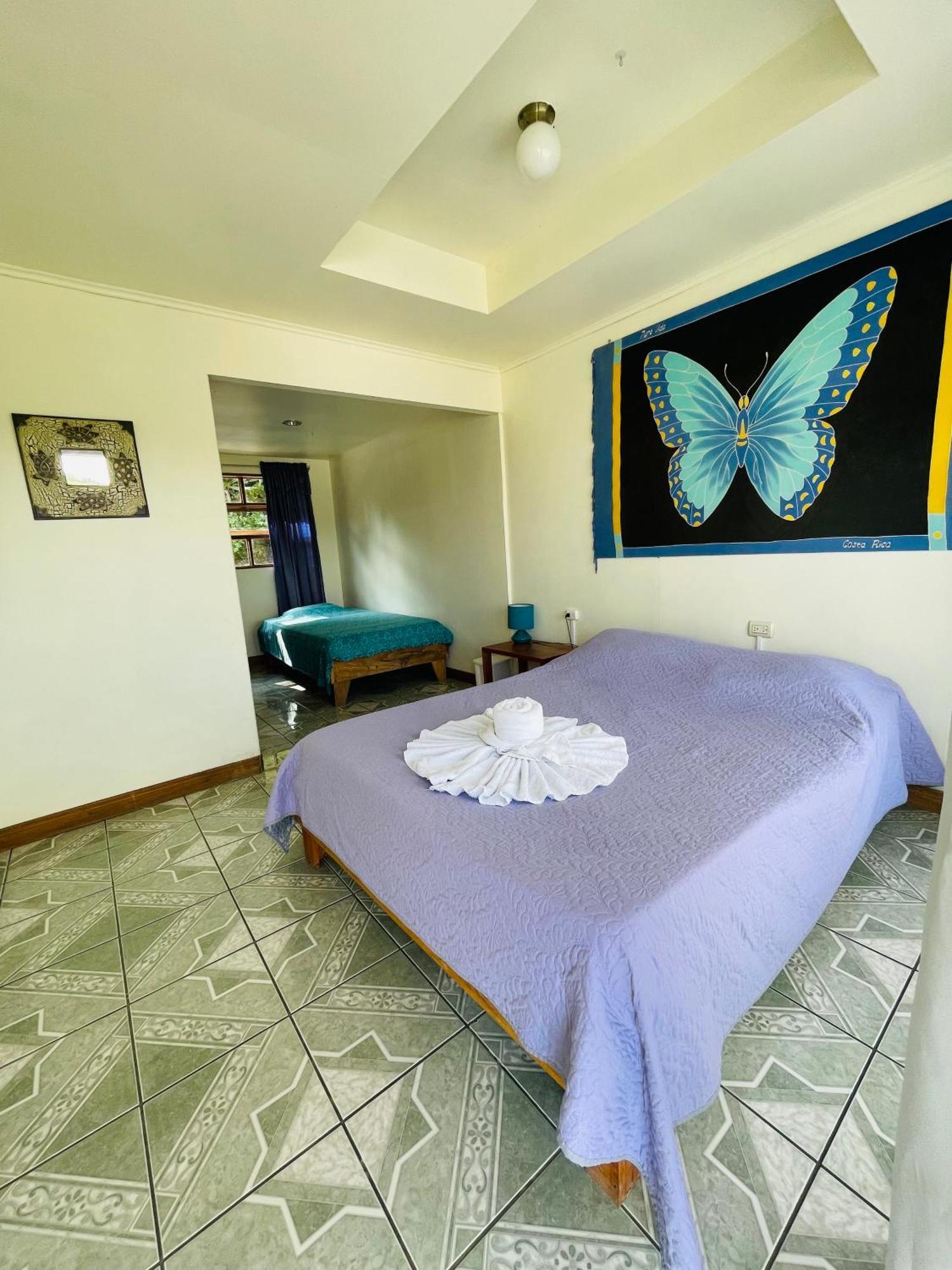 Bed & Breakfast Cabinas Nuestra Kasa