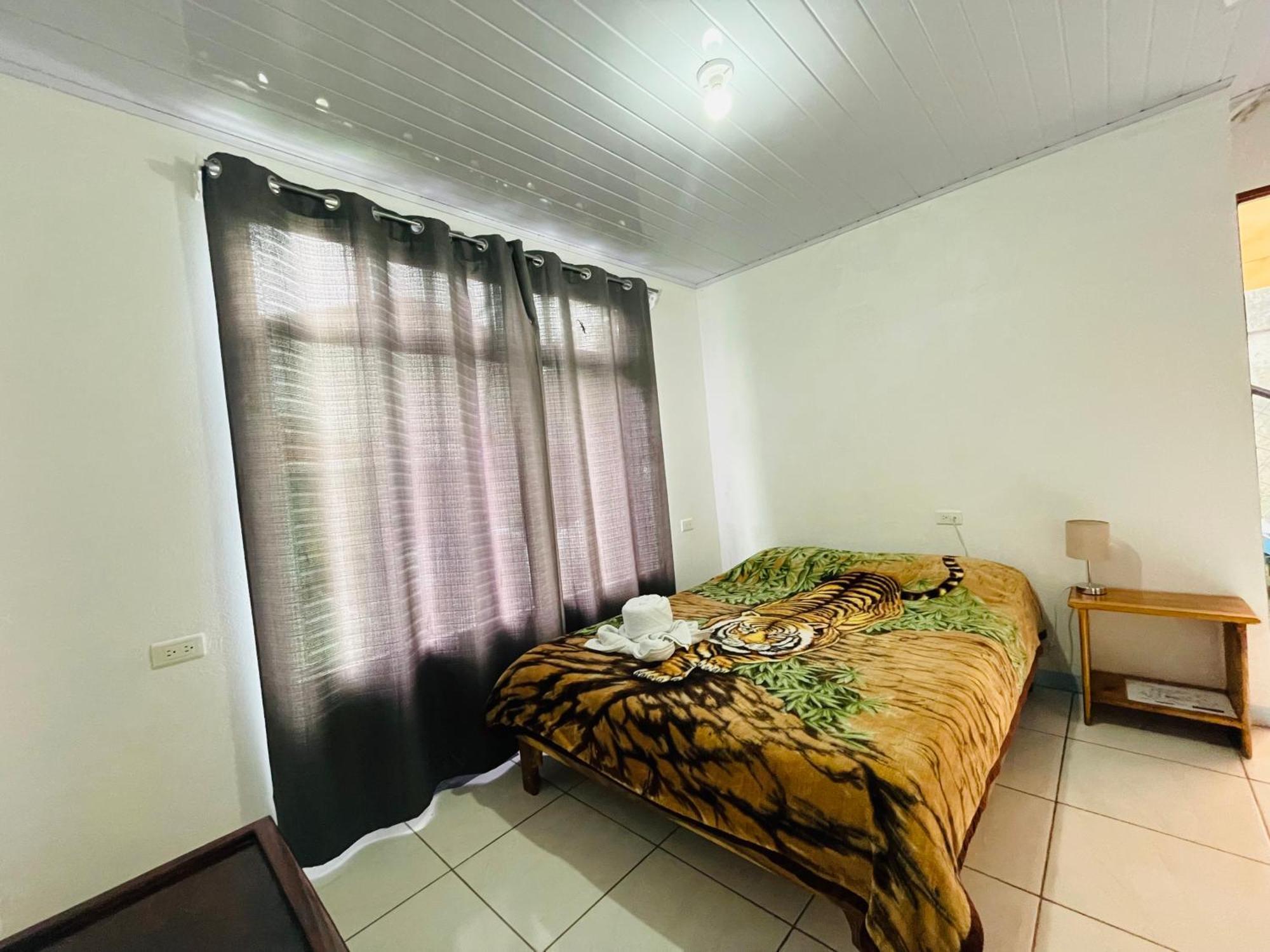 Bed & Breakfast Cabinas Nuestra Kasa *