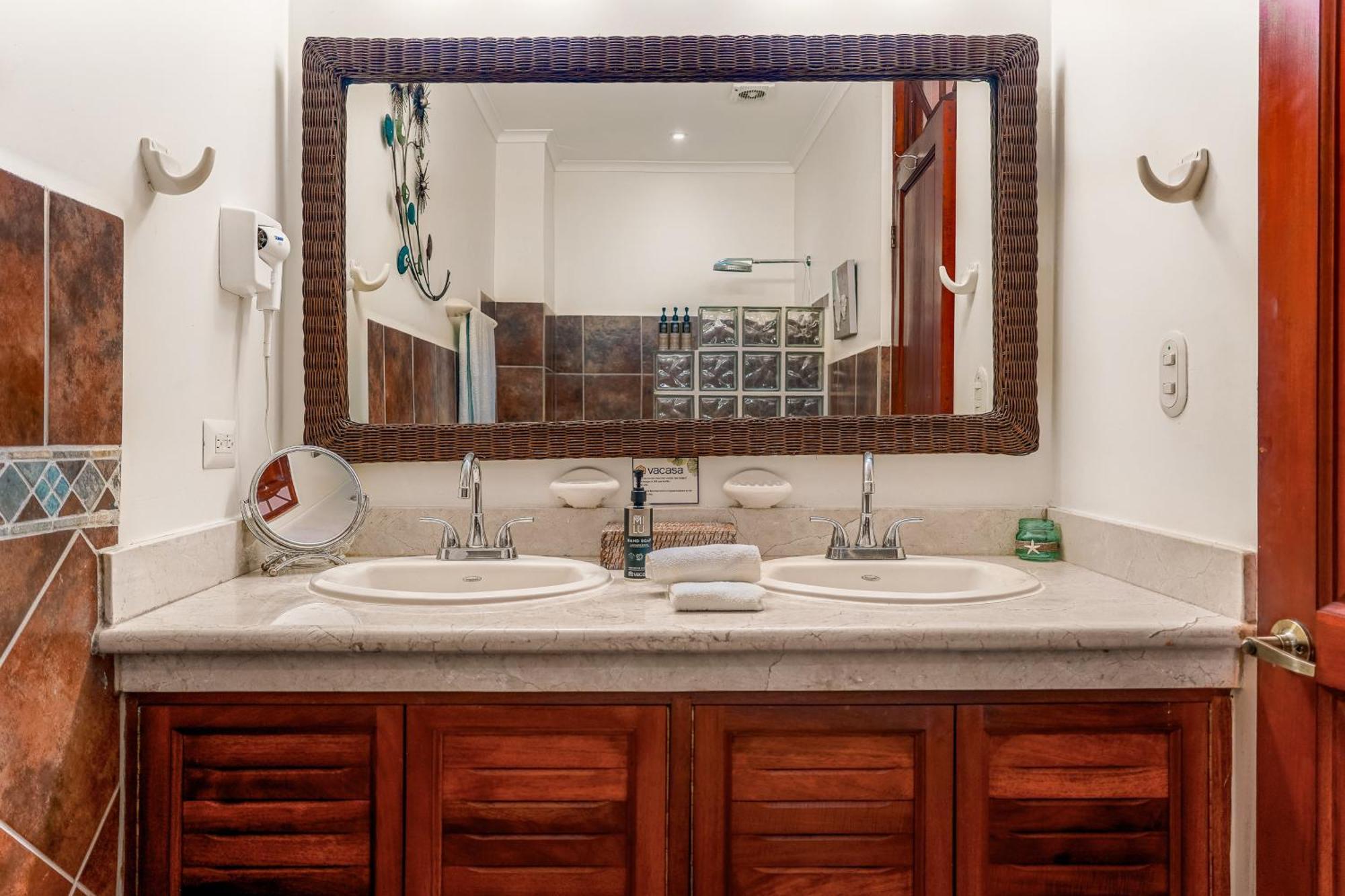 Apartment La Paloma Blanca B1 Jaco