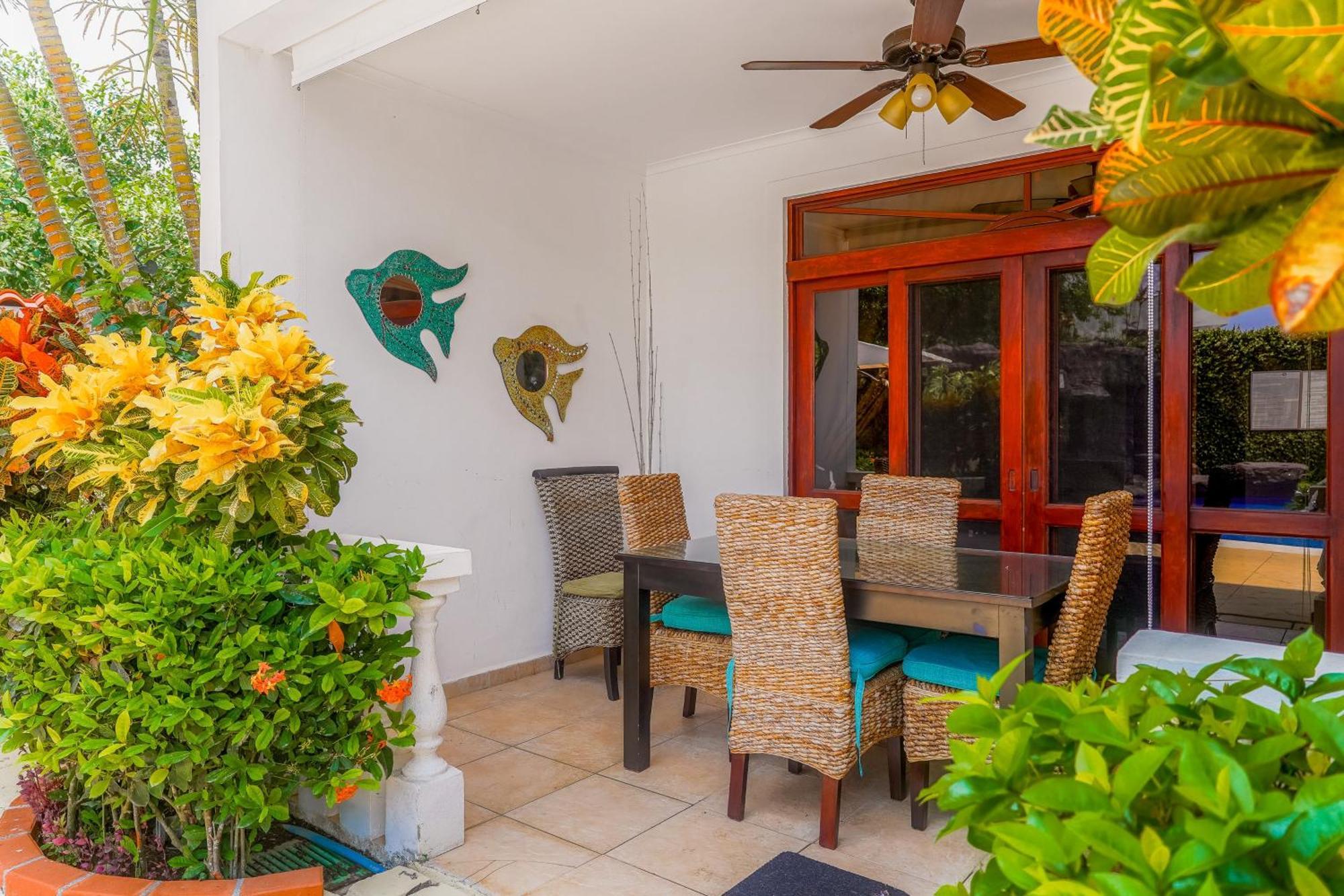 La Paloma Blanca B1 Apartment