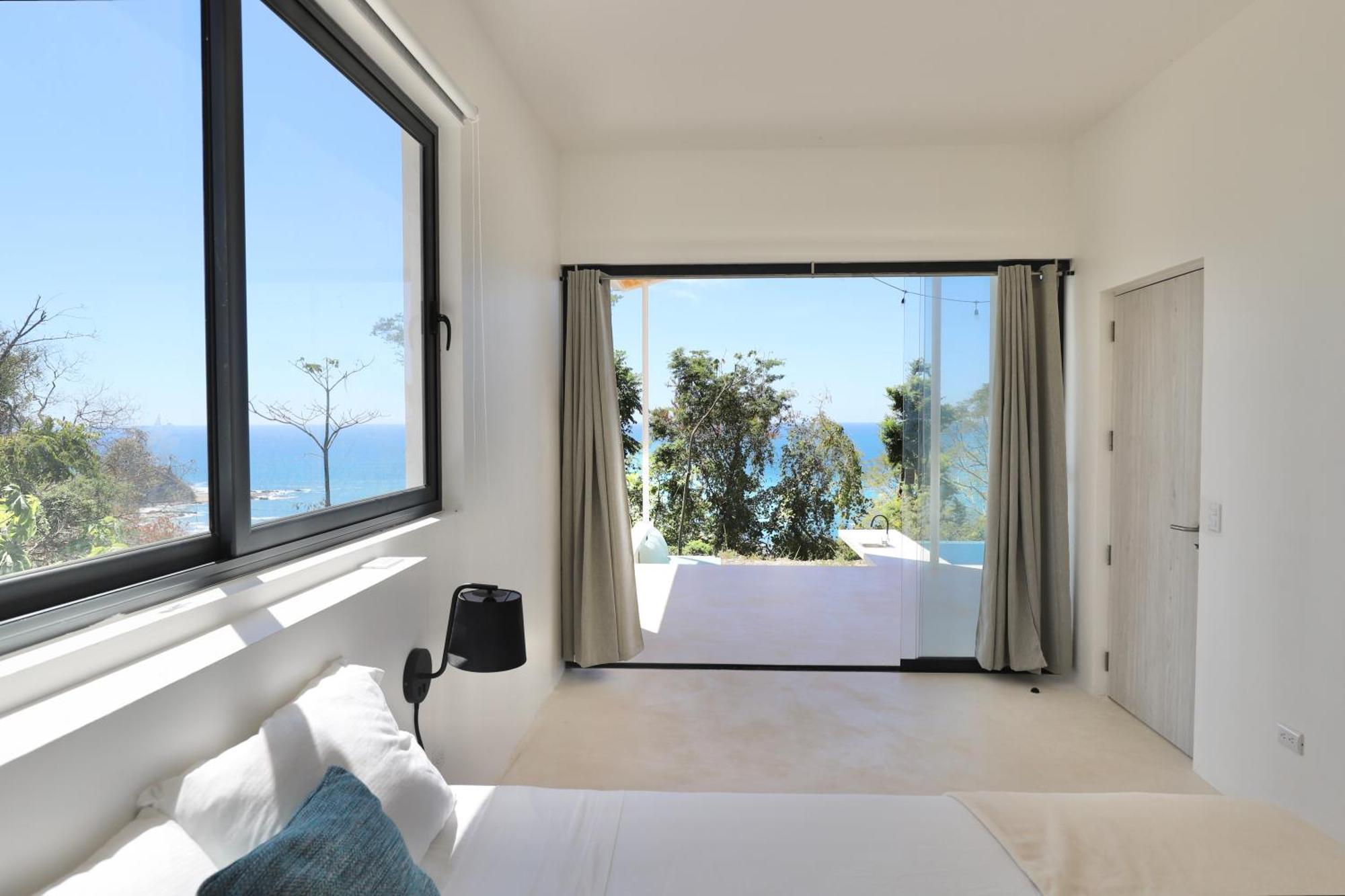 Aparthotel Les Roches - Paradise Retreat