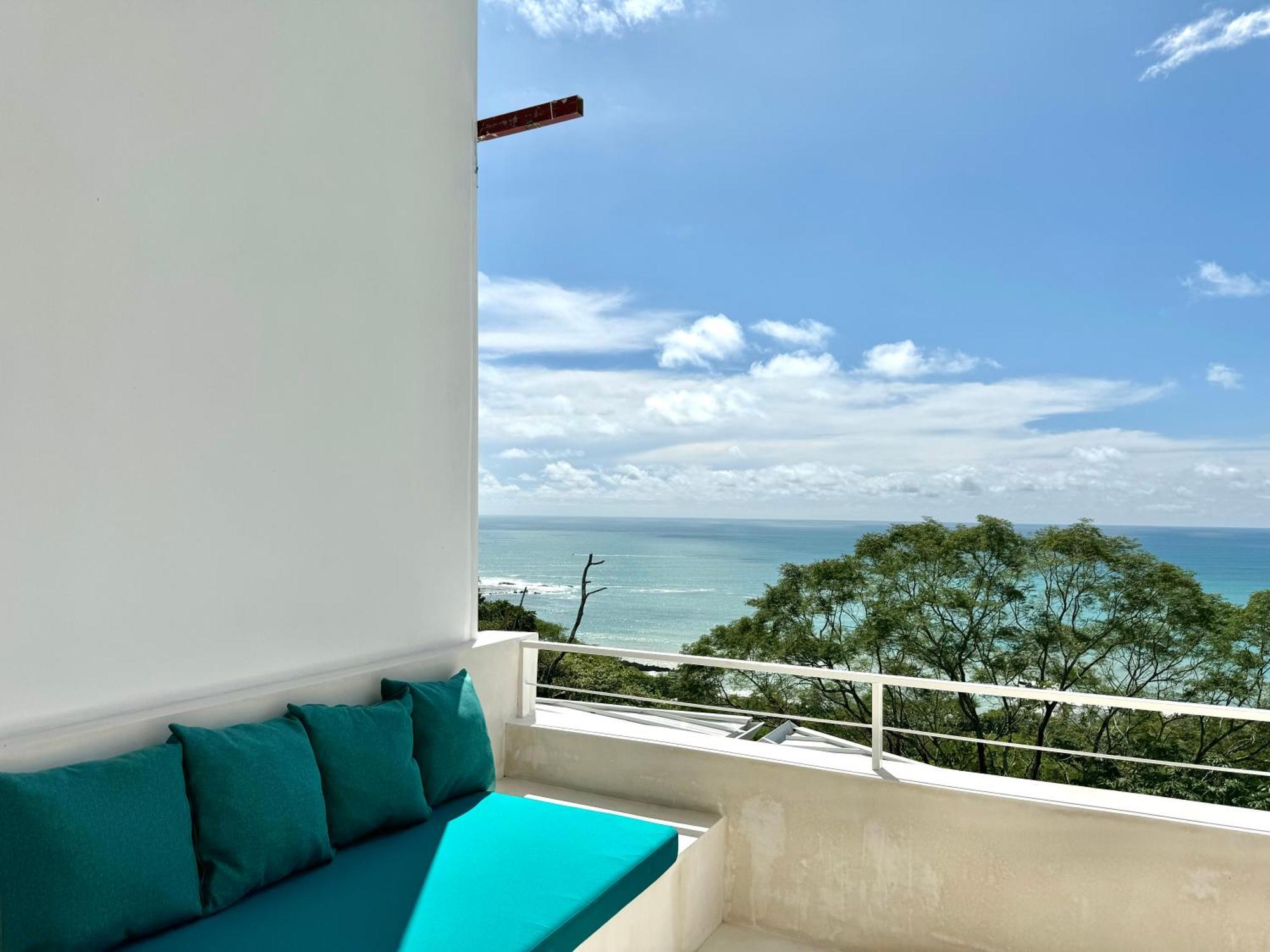 Aparthotel Les Roches - Paradise Retreat *