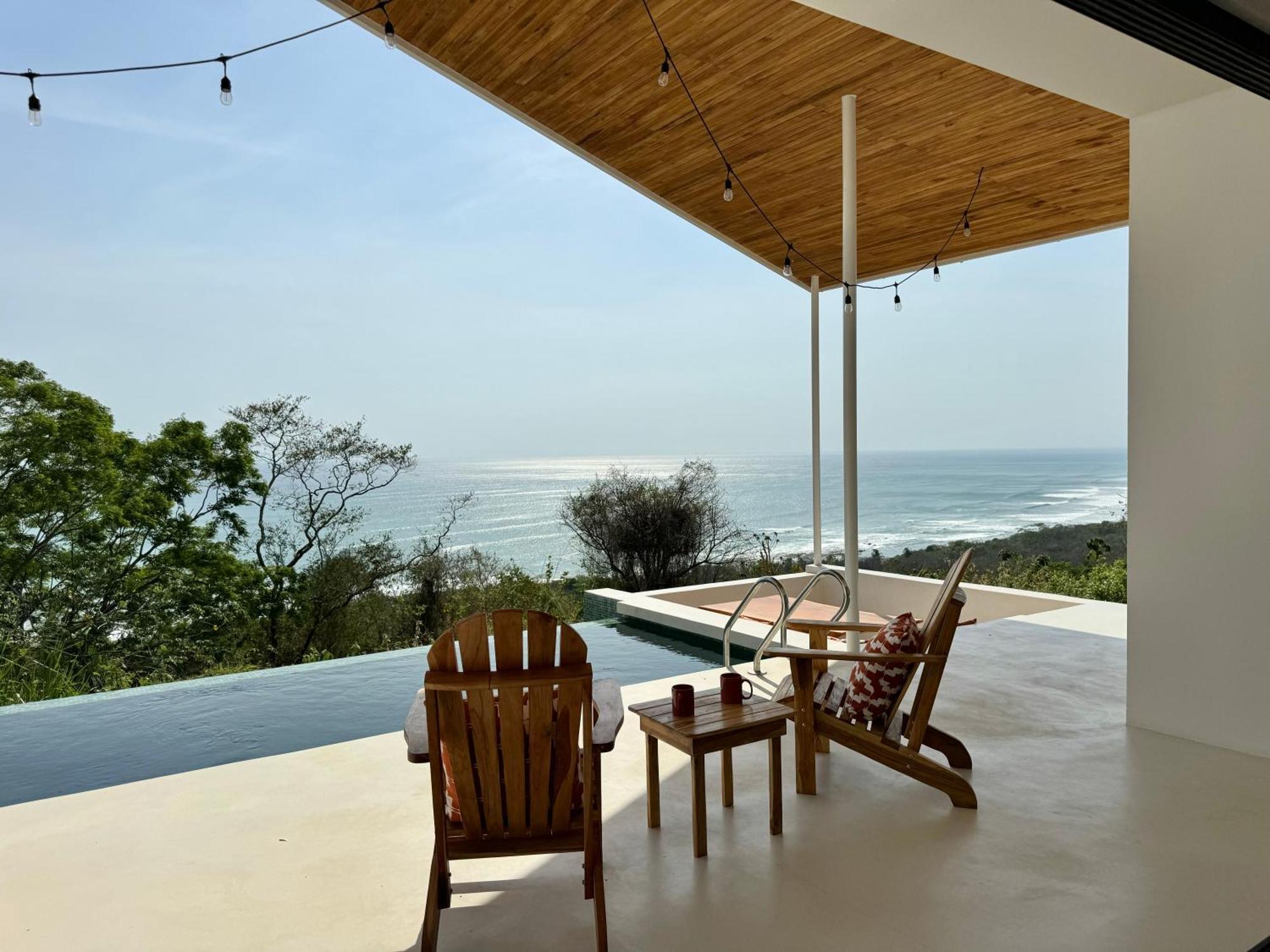 Aparthotel Les Roches - Paradise Retreat
