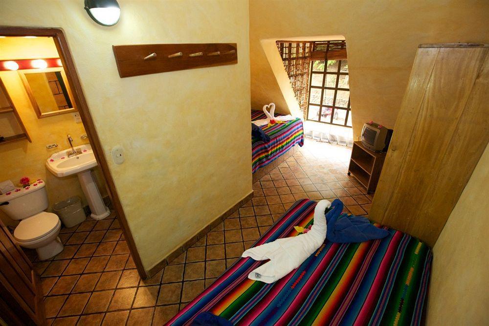 Hotel El Sano Banano Beachside