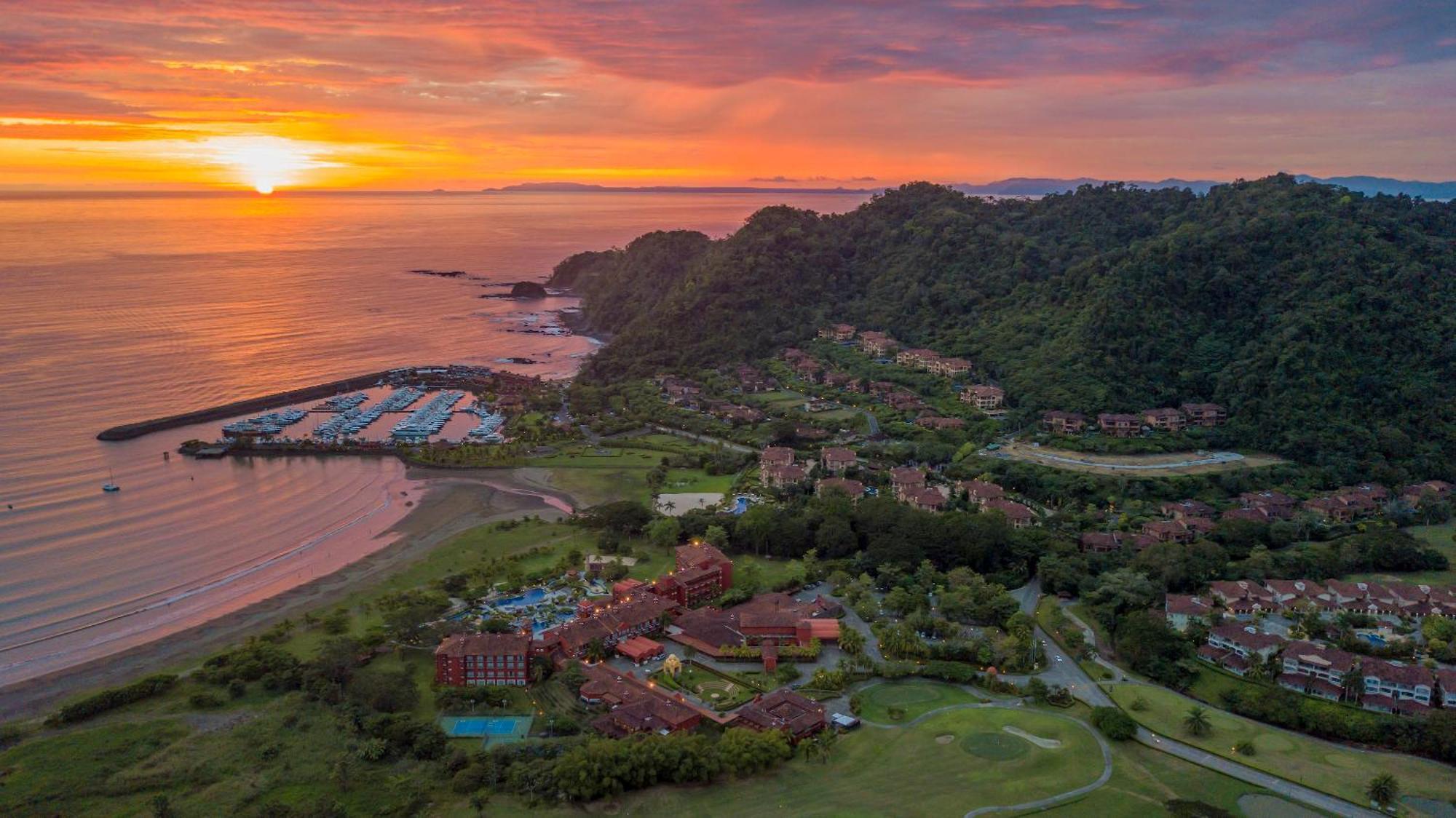 3 Bdr Ocean View Miramar 2d By In Cr