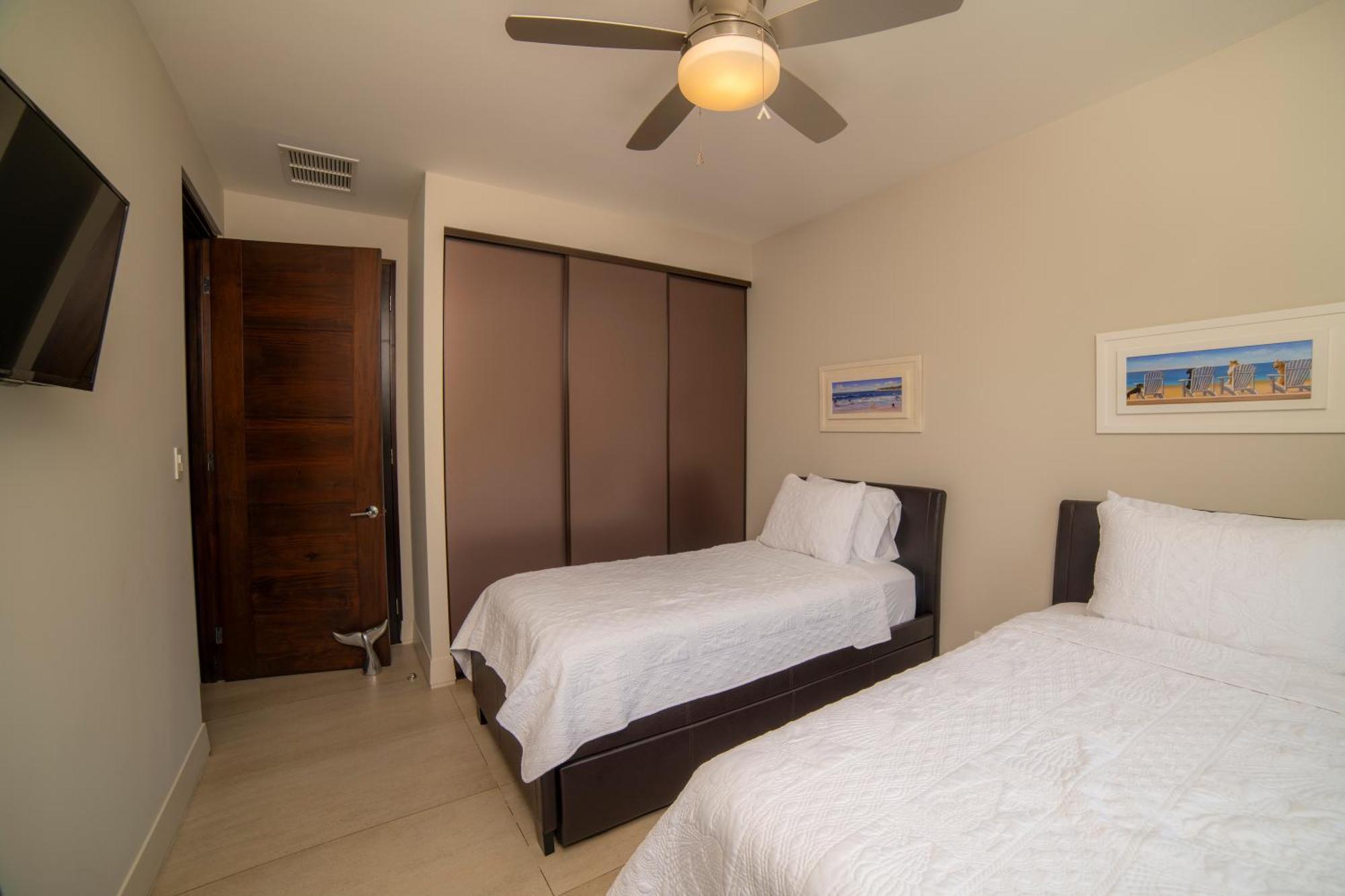 Apartment 3 Bdr Ocean View Miramar 2d By In Cr