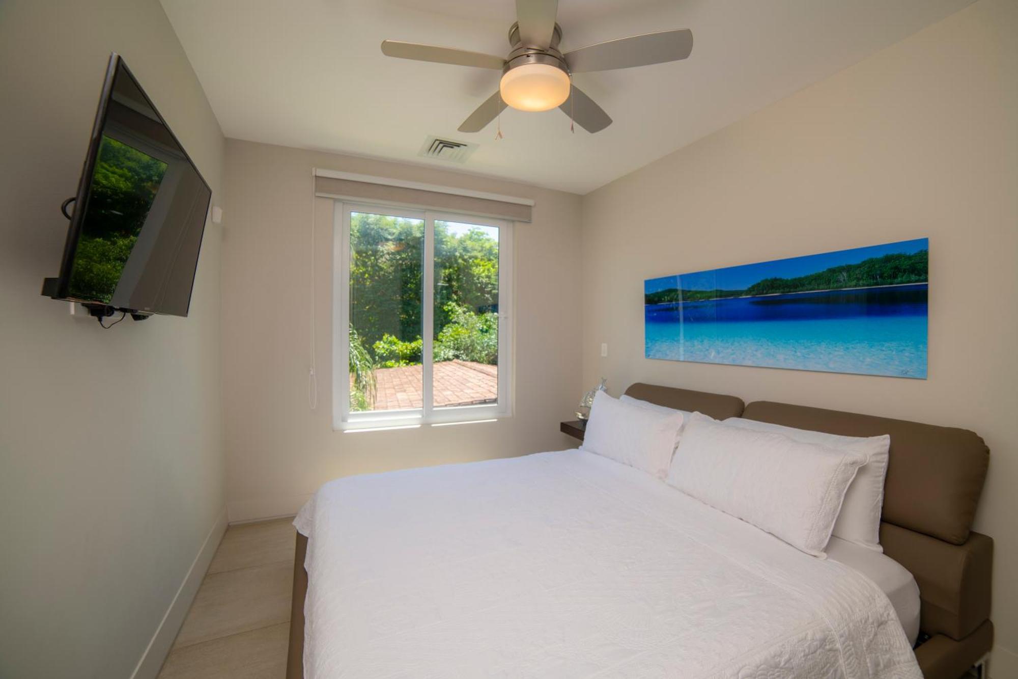 3 Bdr Ocean View Miramar 2d By In Cr *