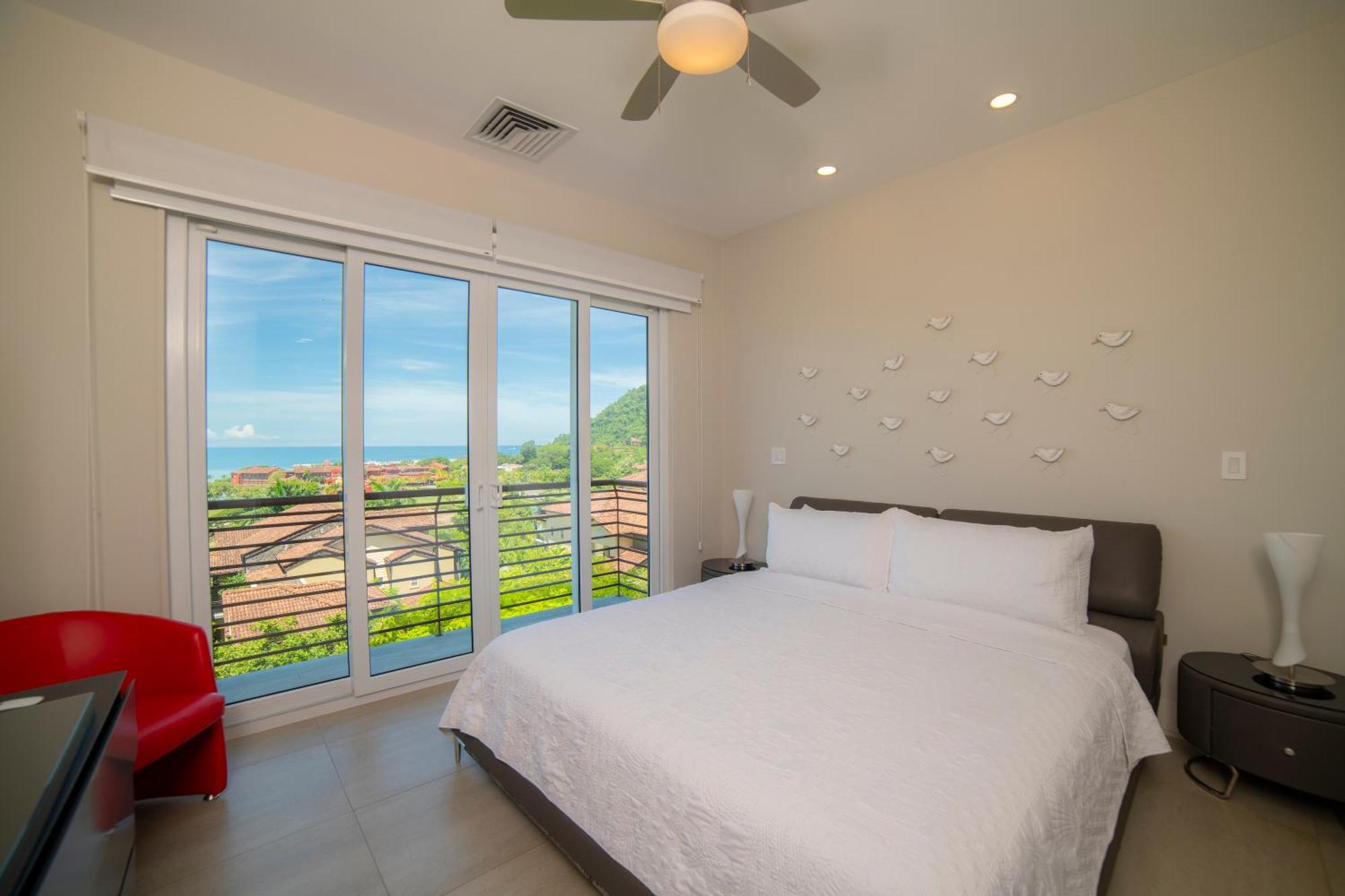 3 Bdr Ocean View Miramar 2d By In Cr Apartment *
