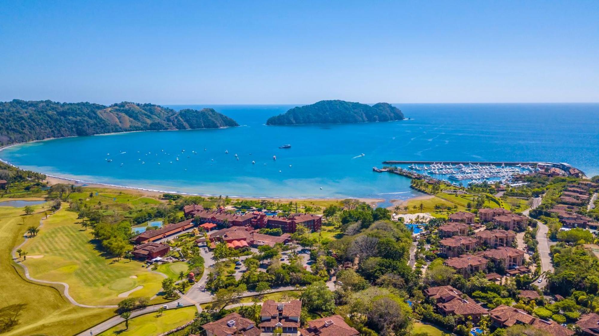 Apartment 3 Bdr Ocean View Miramar 2d By In Cr Jaco