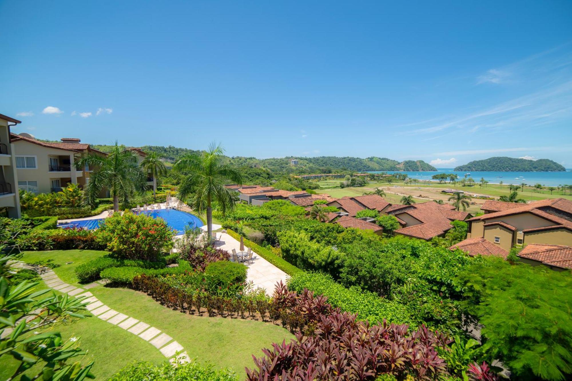 3 Bdr Ocean View Miramar 2d By In Cr Apartment *
