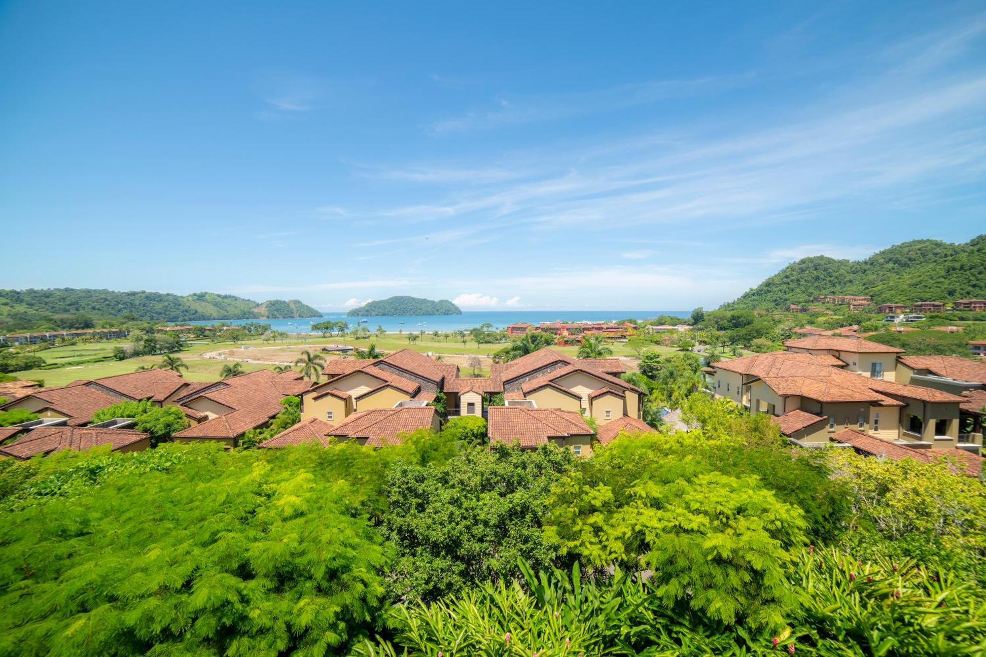 3 Bdr Ocean View Miramar 2d By In Cr *