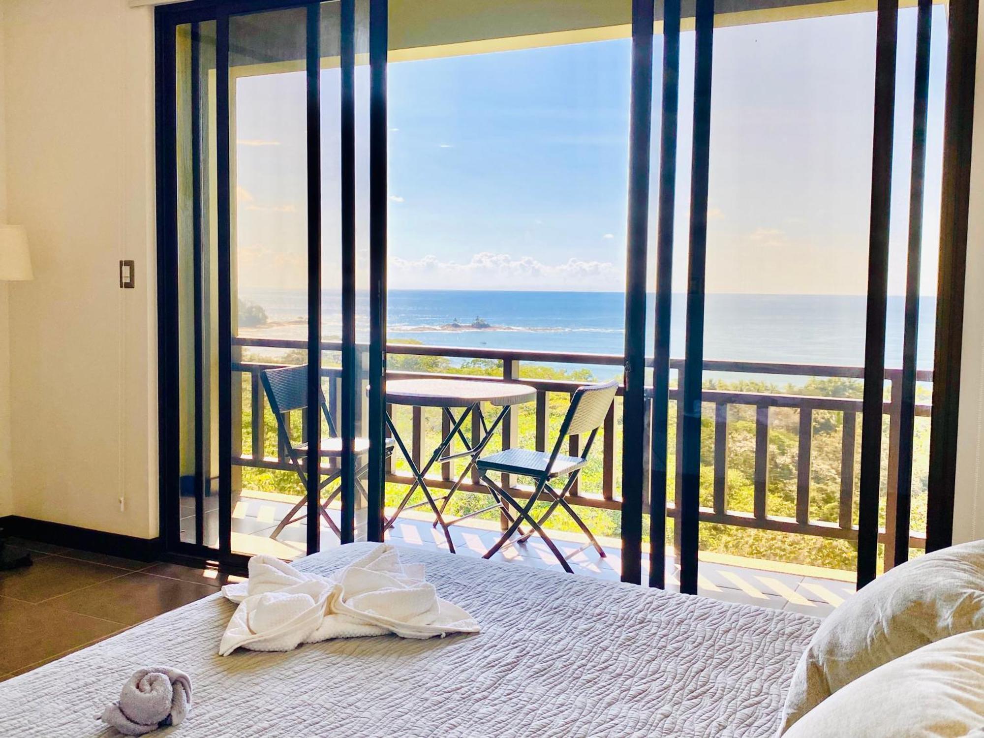 Bed & Breakfast Pacific Edge Eco *