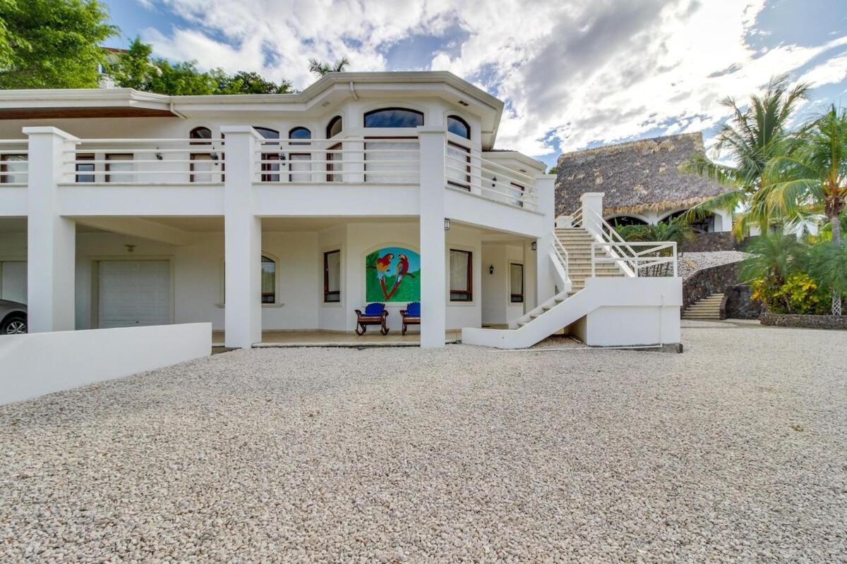 Villa Pura Vida