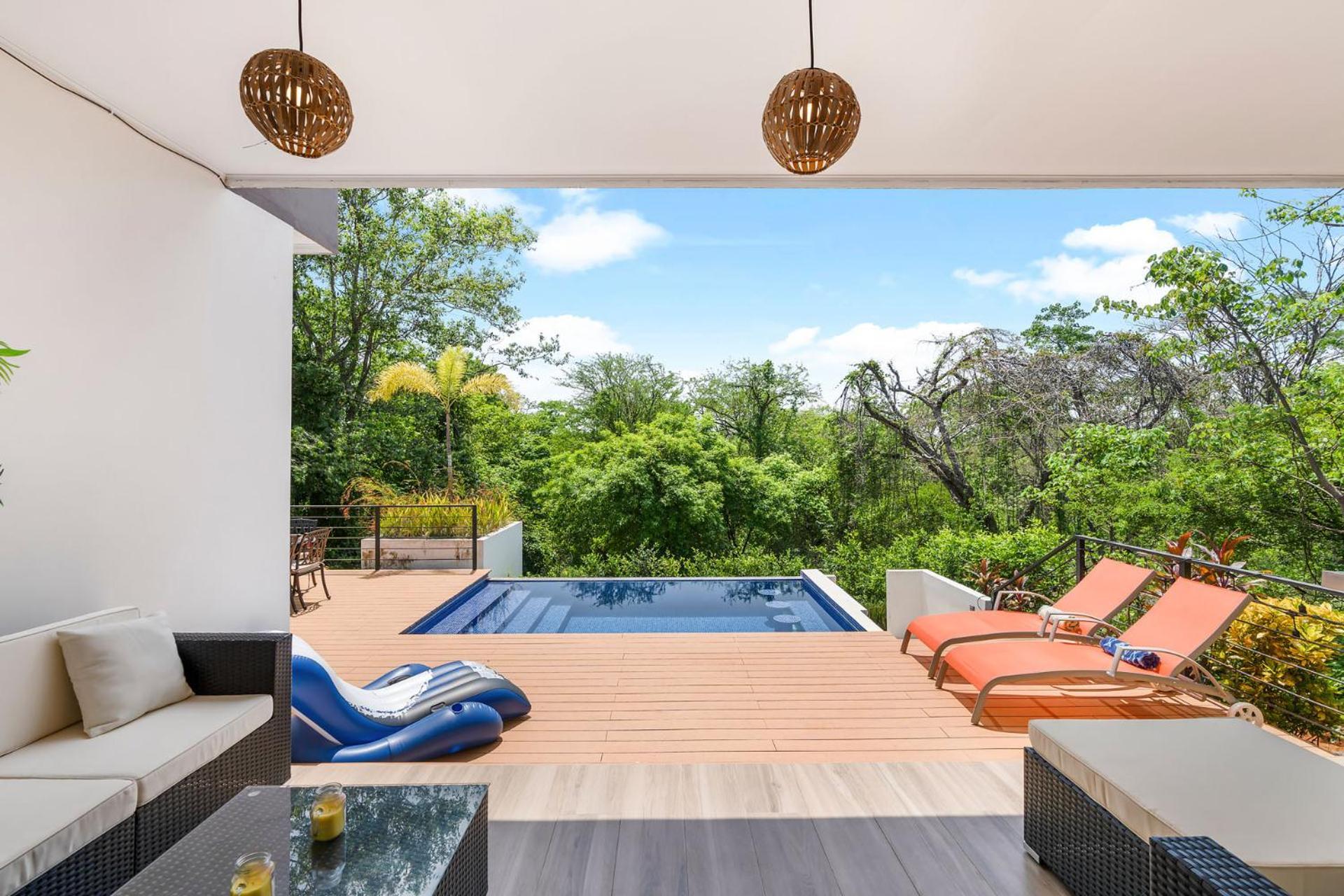 Brand-new 3bd Hilltop With Pool Coco