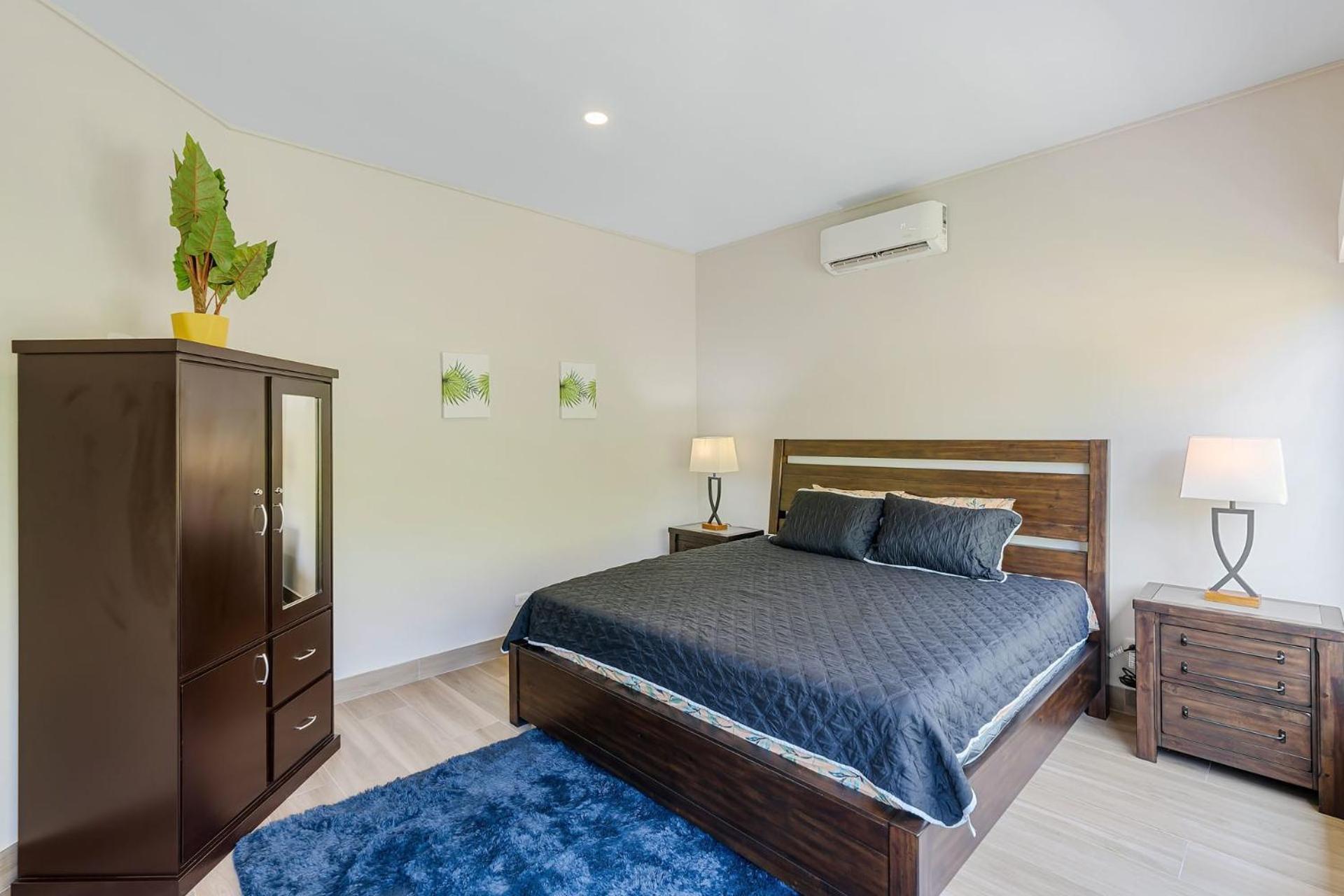Brand-new 3bd Hilltop With Pool