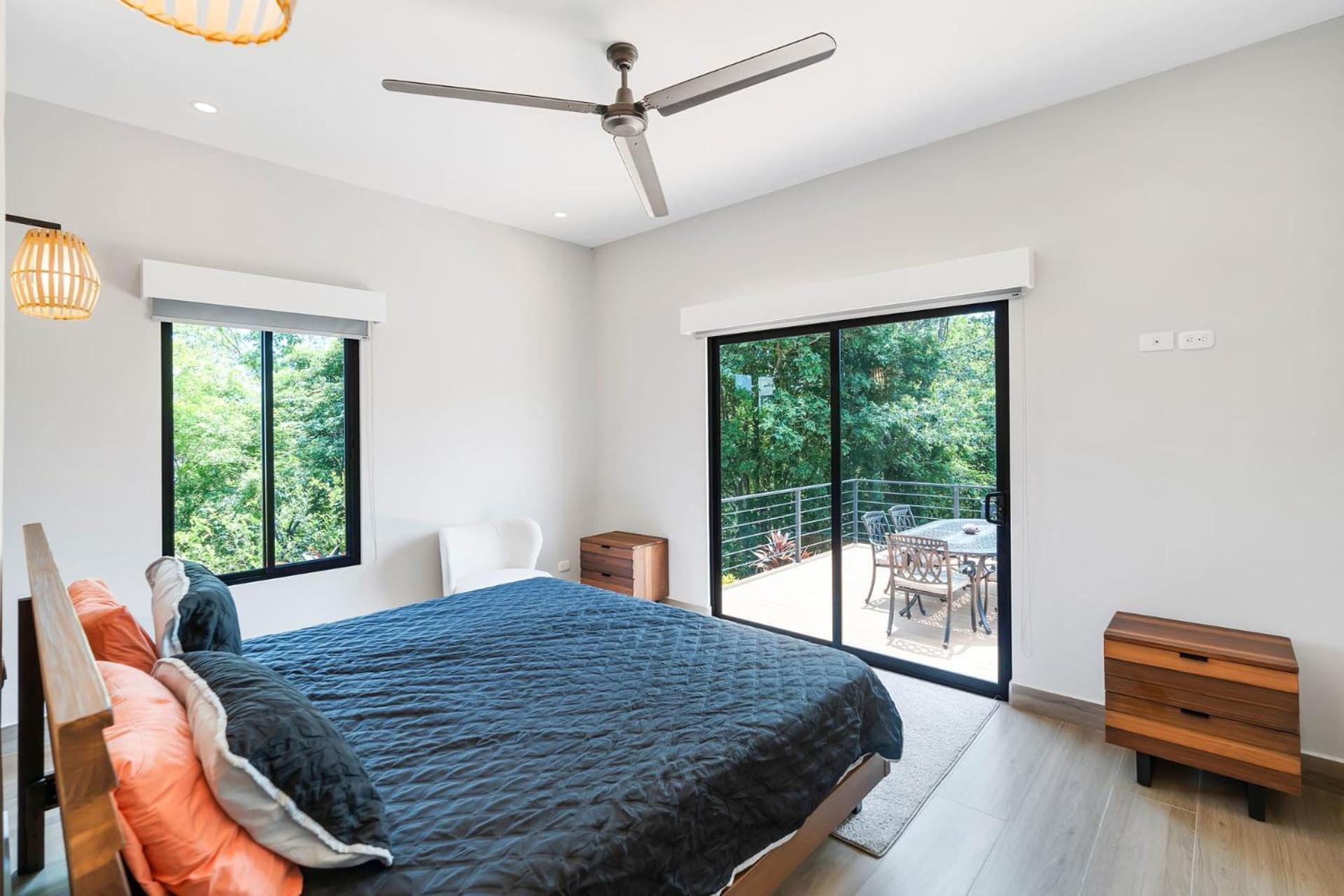 Brand-new 3bd Hilltop With Pool Holiday home Coco