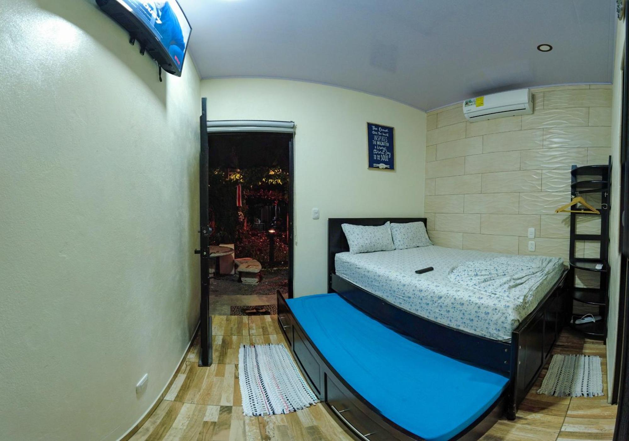 Departamento 7 * Tortuguero