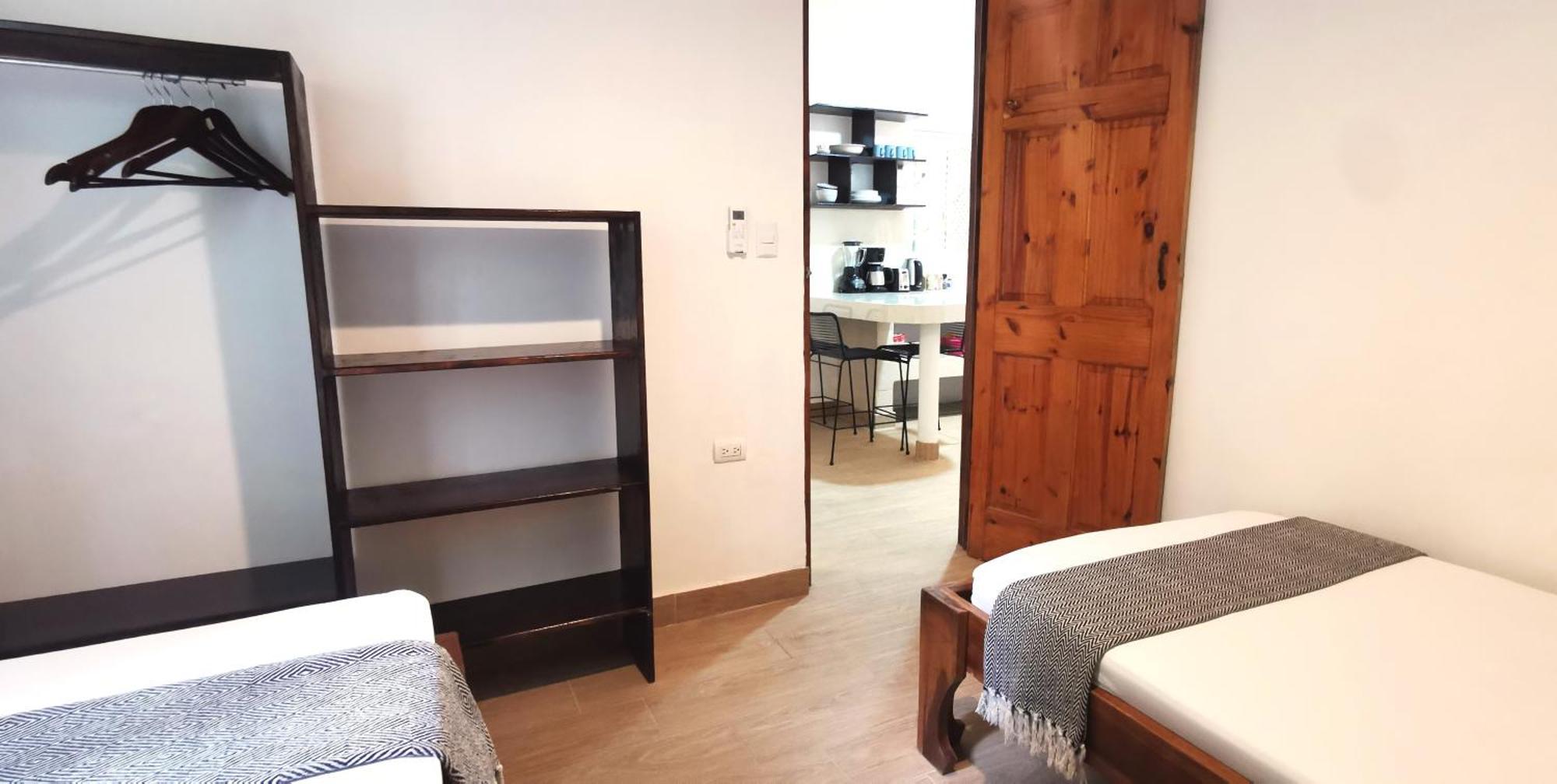 Colibri - 4 Min Walk To The Beach! Apartment