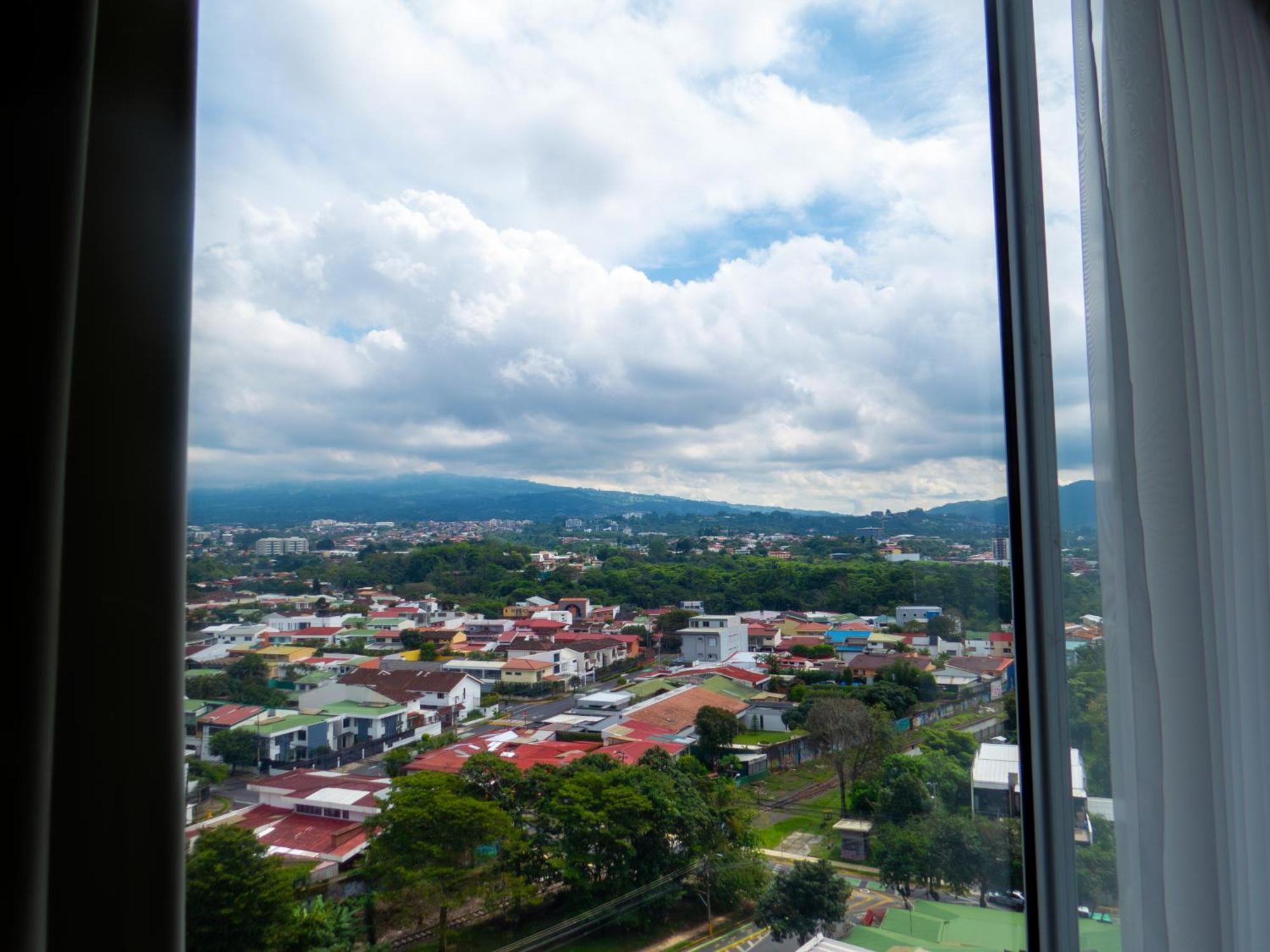 Ifreses, Study Full Equipped Whith Pool, Air- Conditioning, Spectacular View Of The City, Parking With Additional Payment Apartment