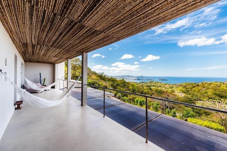 Serene Hilltop Haven Infinity Views Tranquil Vibe *
