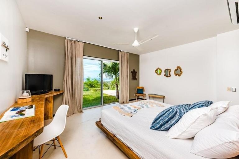 Serene Hilltop Haven Infinity Views Tranquil Vibe Villa
