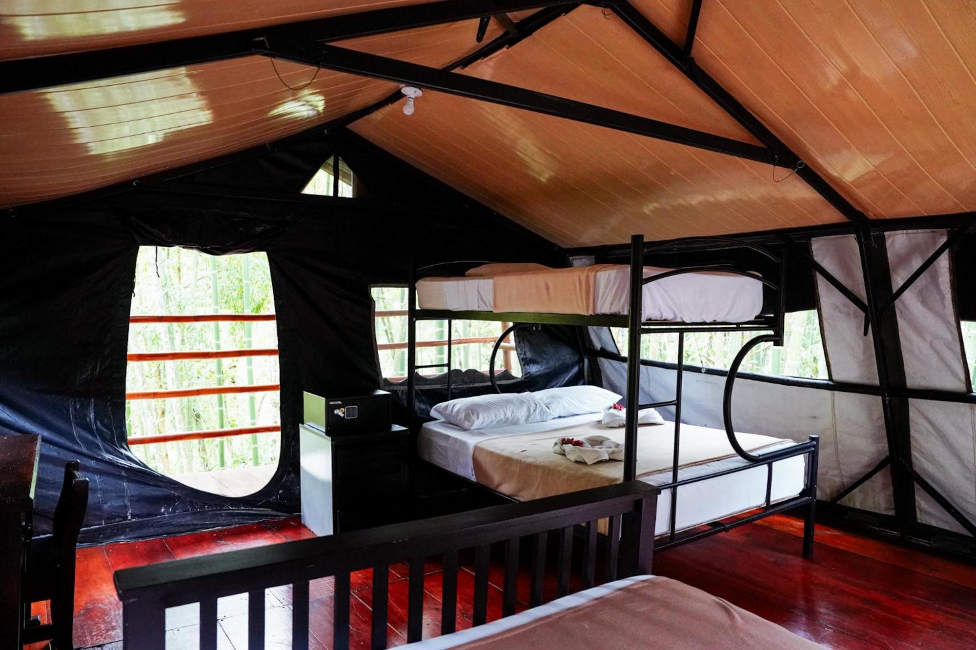 Essence Arenal & Yoga Lodge
