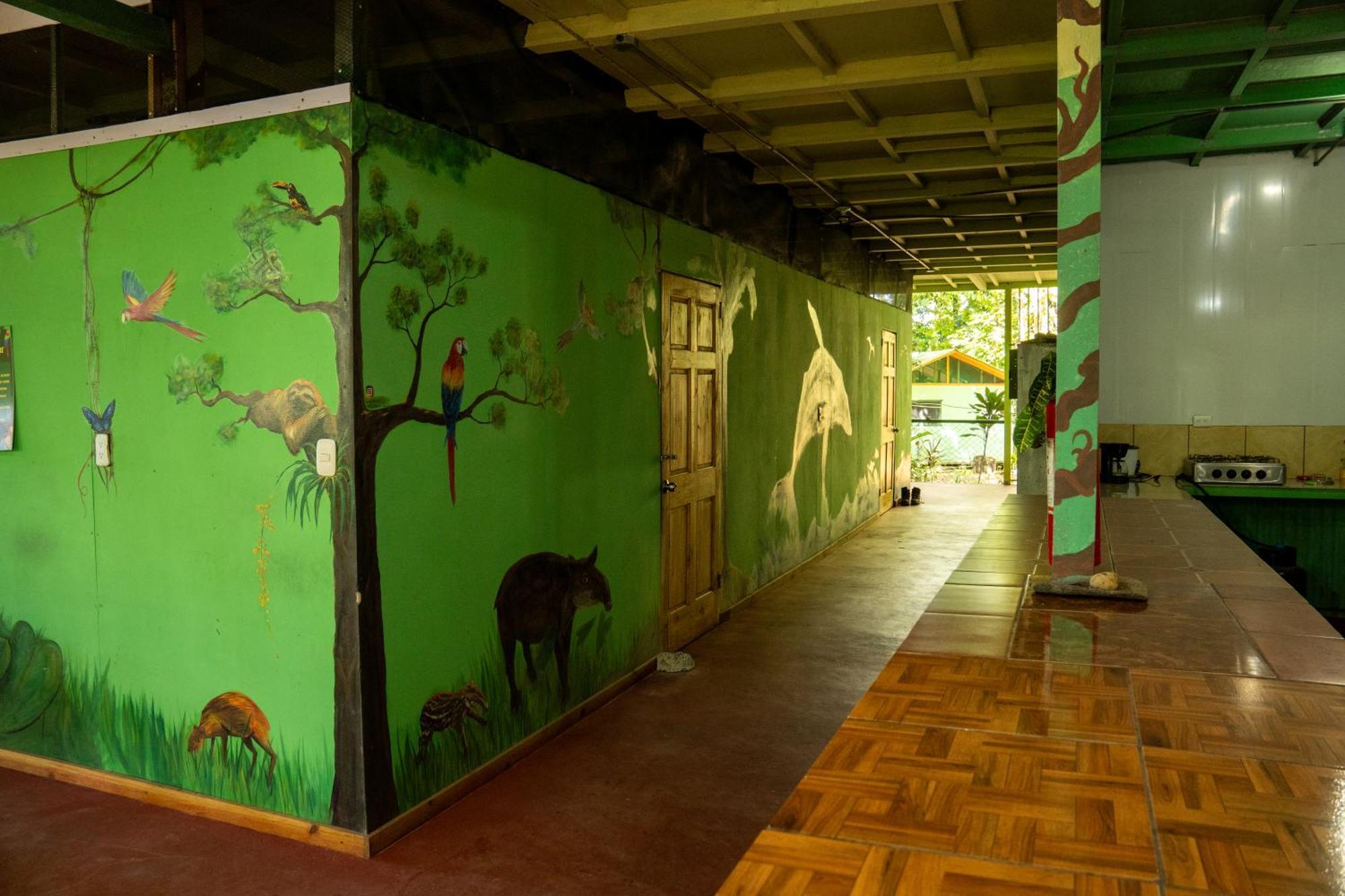 Hostel Corcovado Adventures