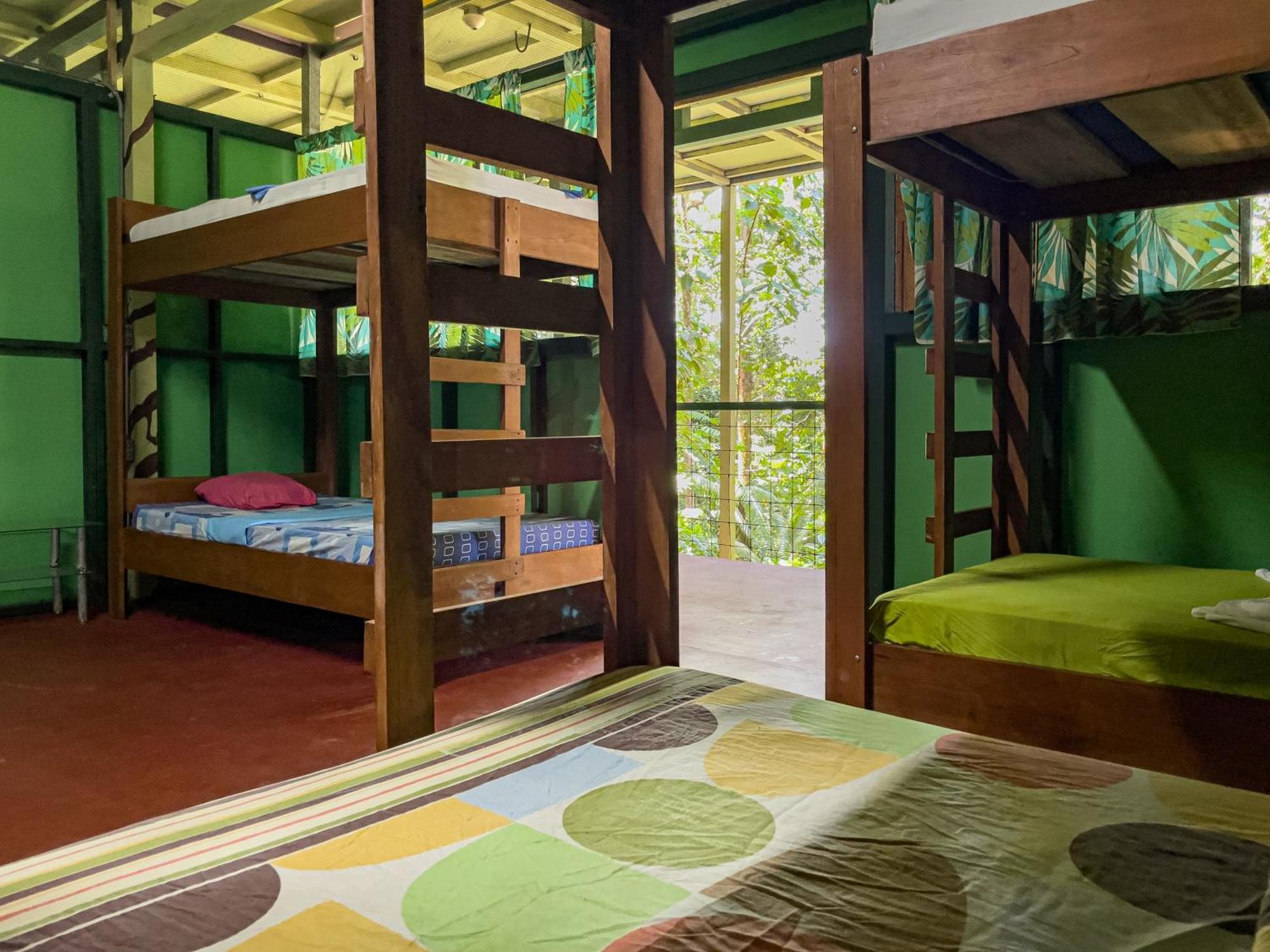 Corcovado Adventures Hostel *