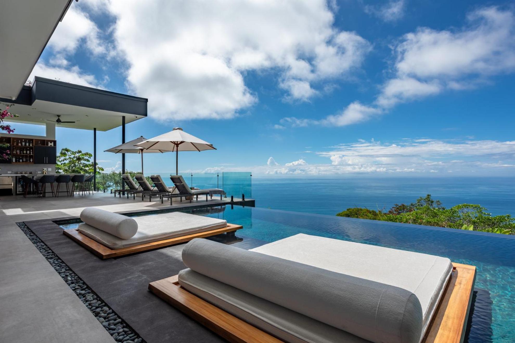Divinity Costa Rica Luxury Dominical