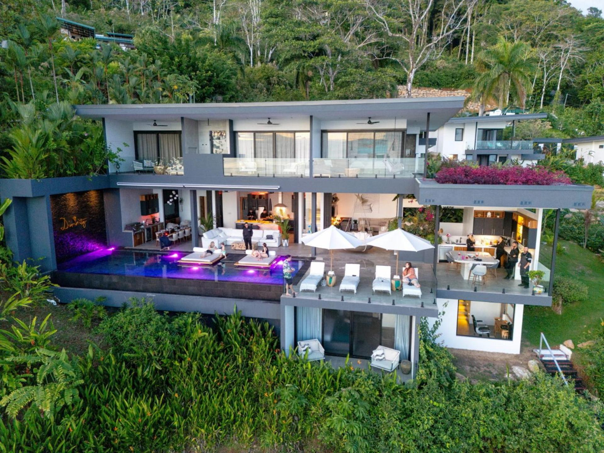 Divinity Costa Rica Luxury Dominical