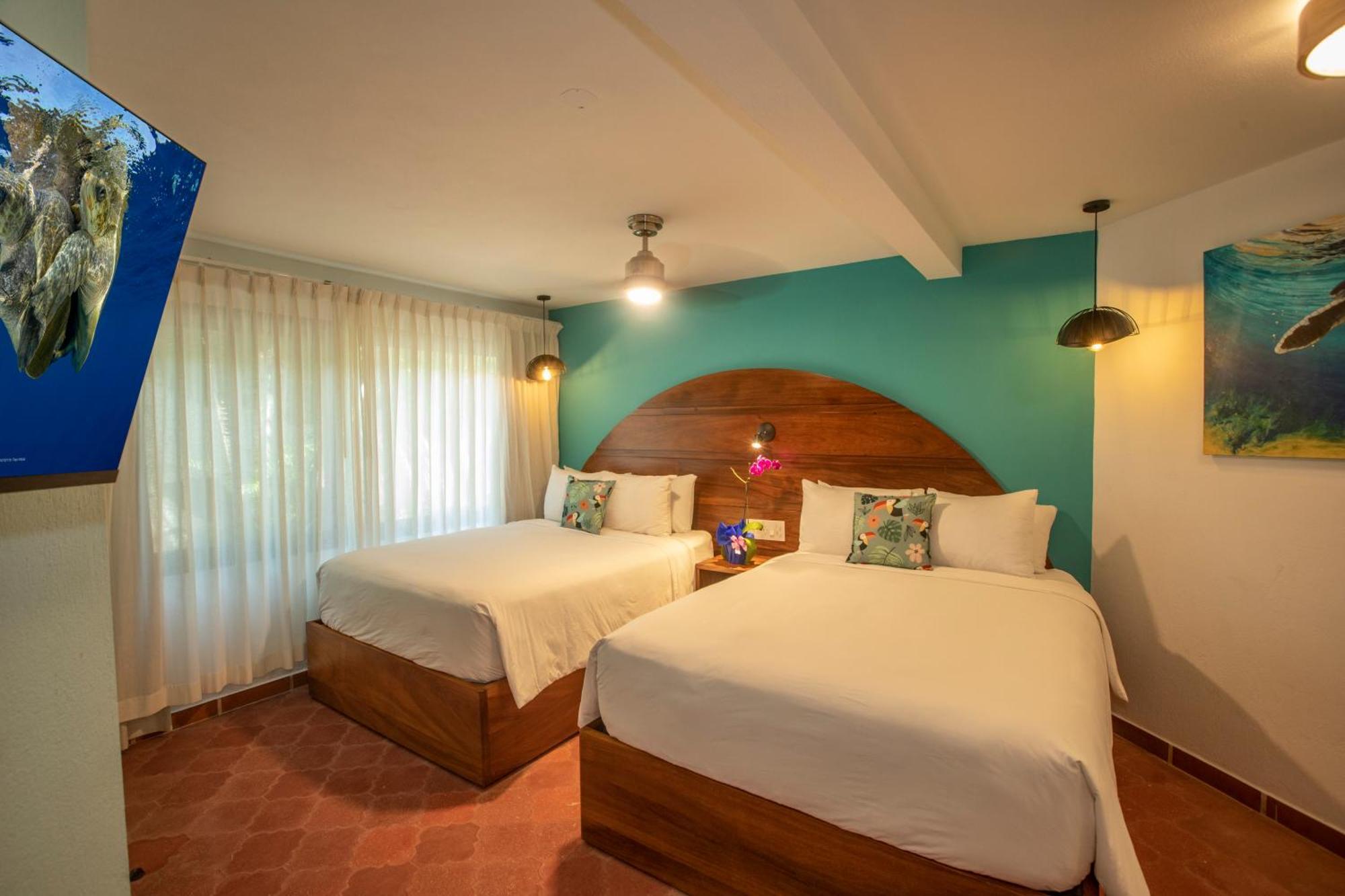 El Velero Hotel 3*