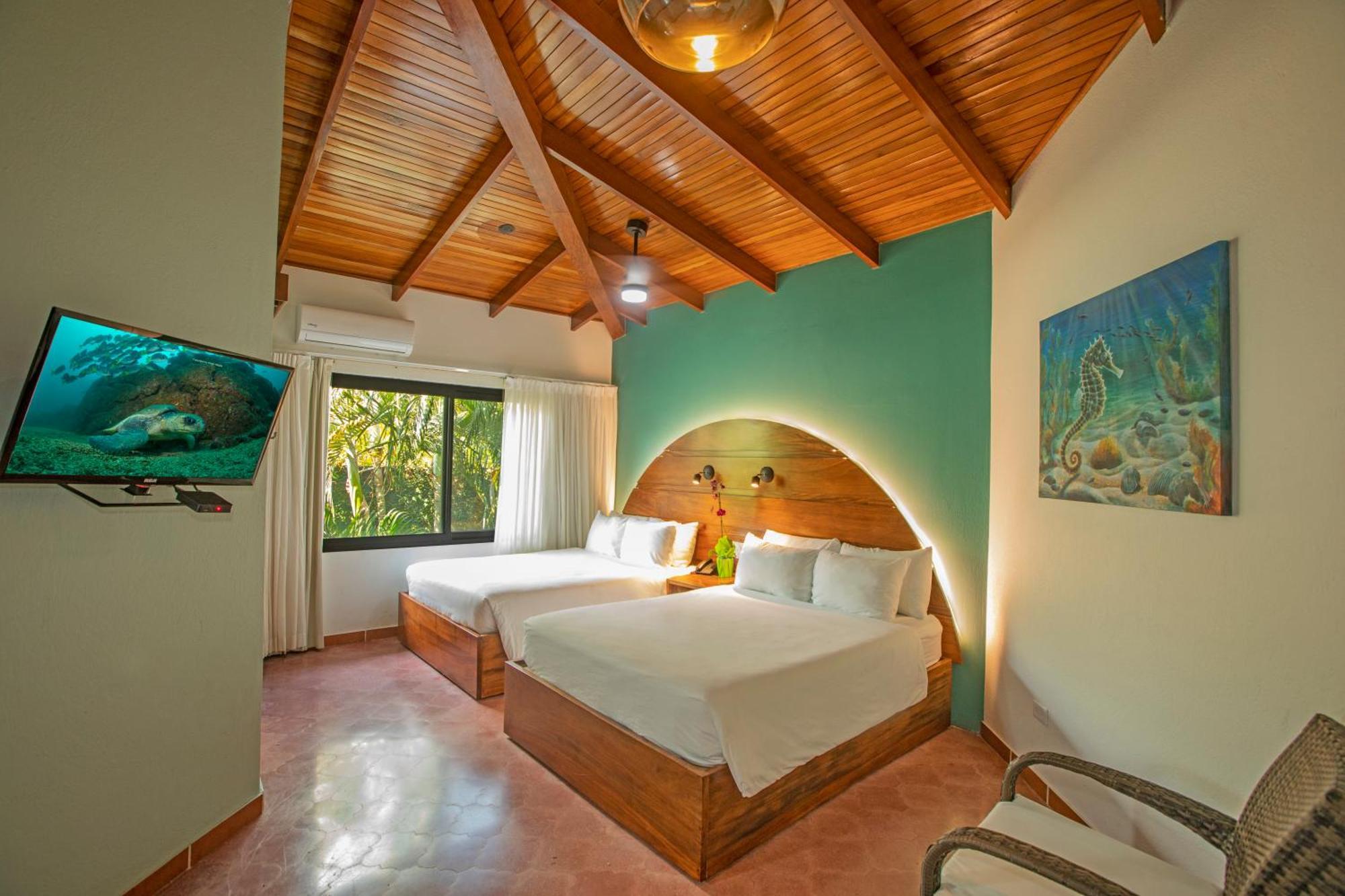 El Velero 3* Playa Hermosa (Guanacaste)