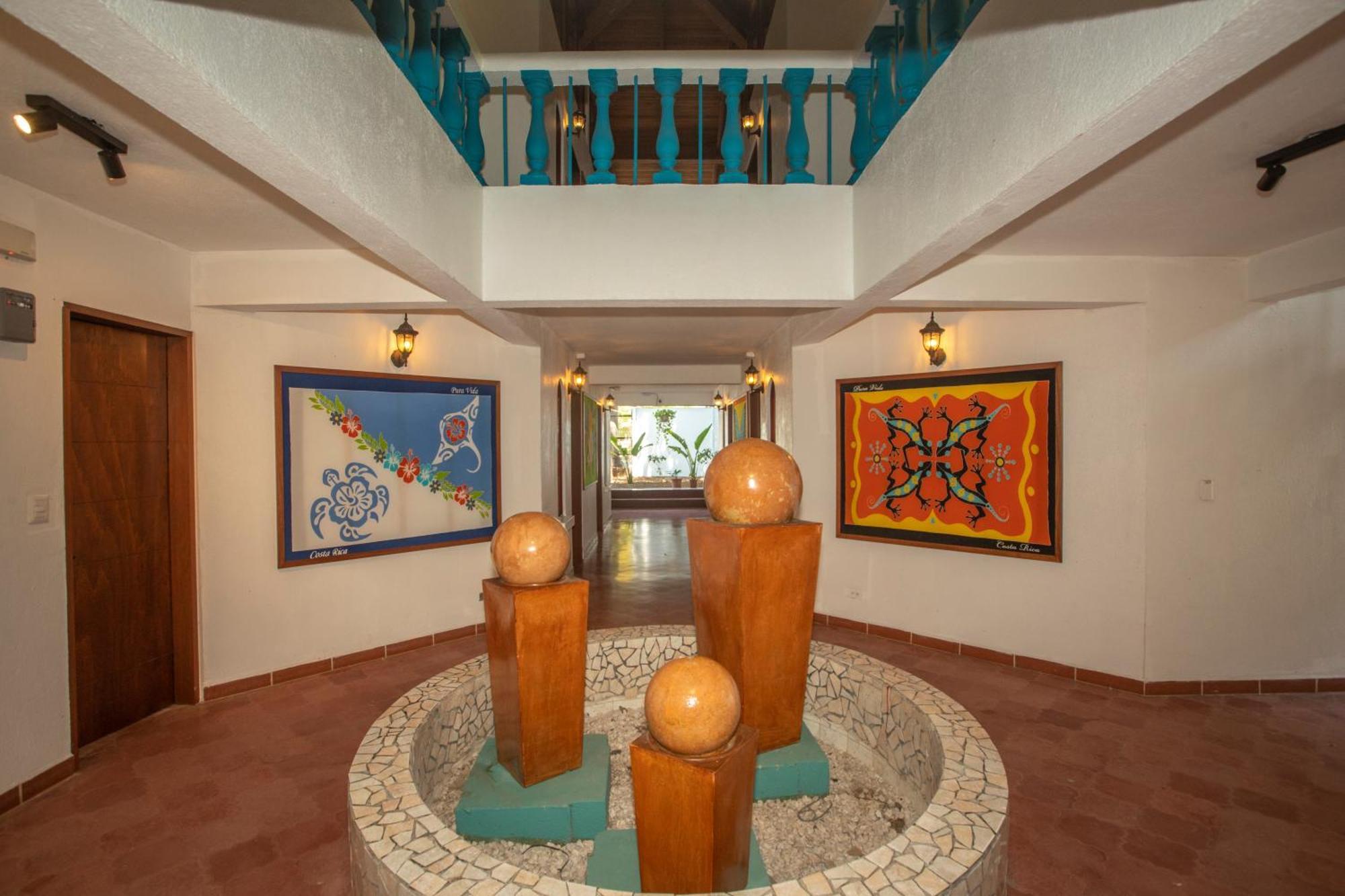 Hotel El Velero Playa Hermosa (Guanacaste)
