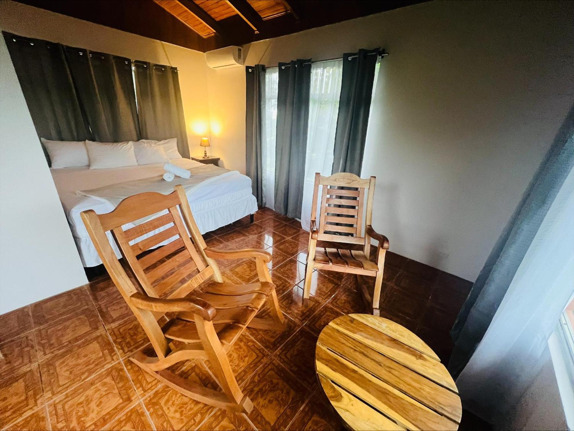 Chateau Arenal & Restaurante Hotel *