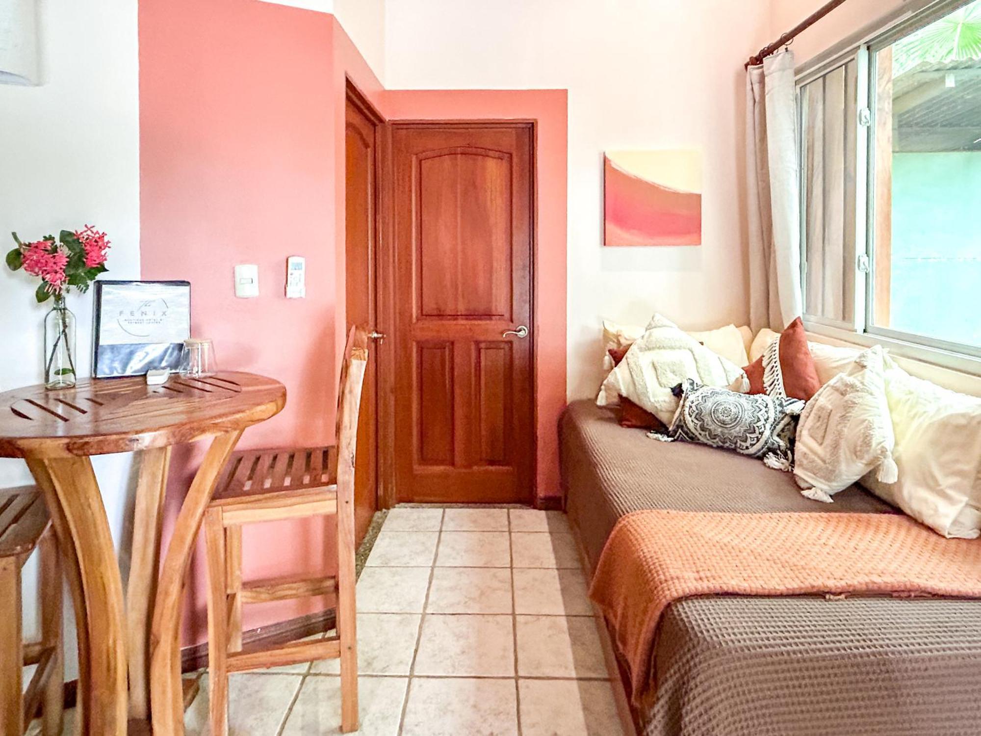 Guest house Fenix - On The