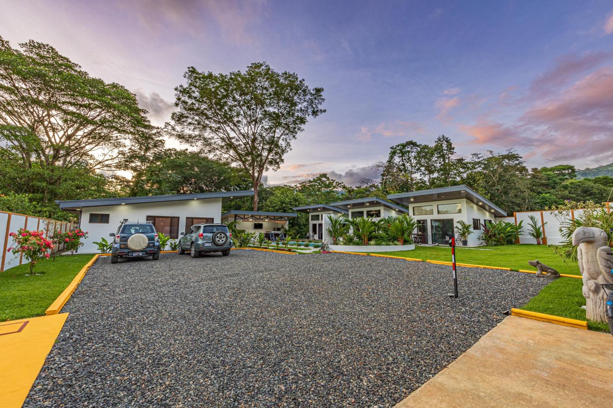 Private And Exculsive Getaway Villa *