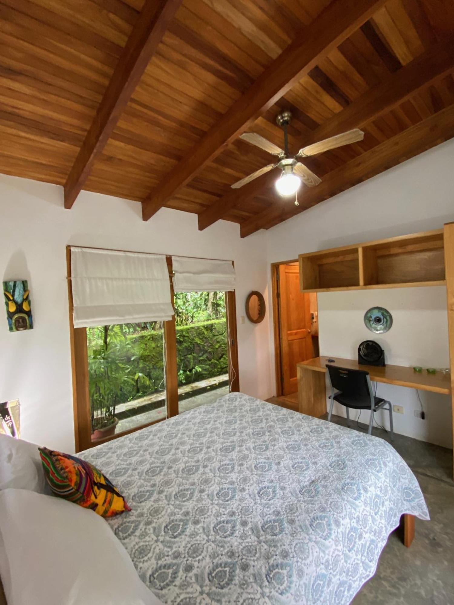 Casa Amanecer Bed & Breakfast