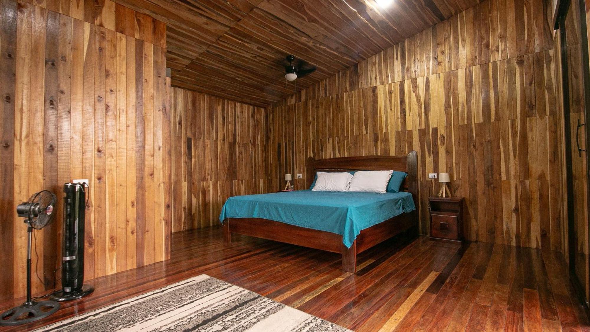 Onca Tours & Treehouses