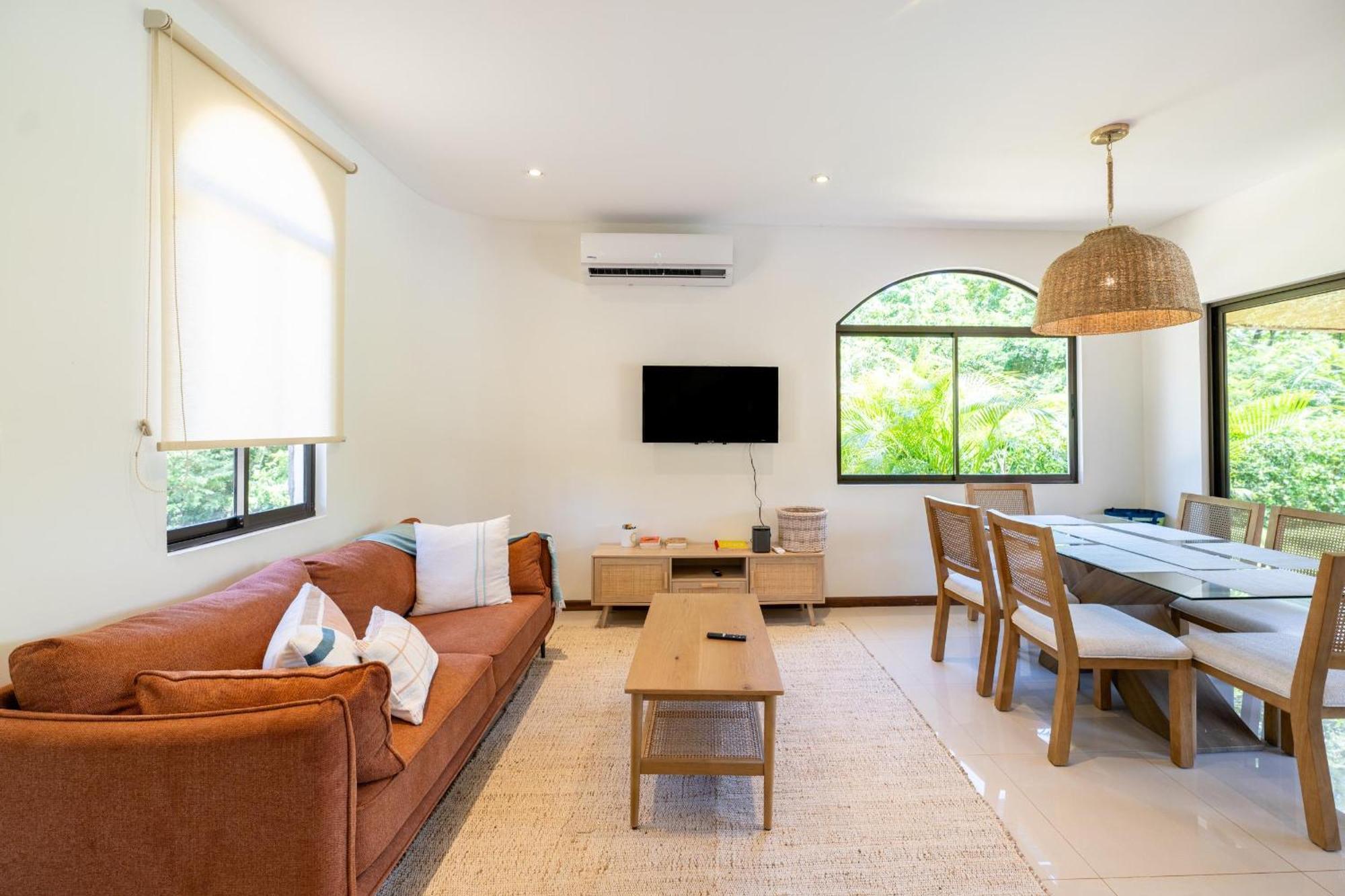 Casa Callie- 3 Bedroom House With Pool