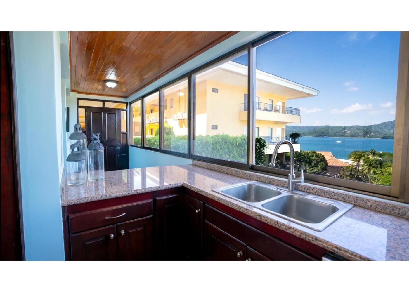 Presidential 15-oceanview