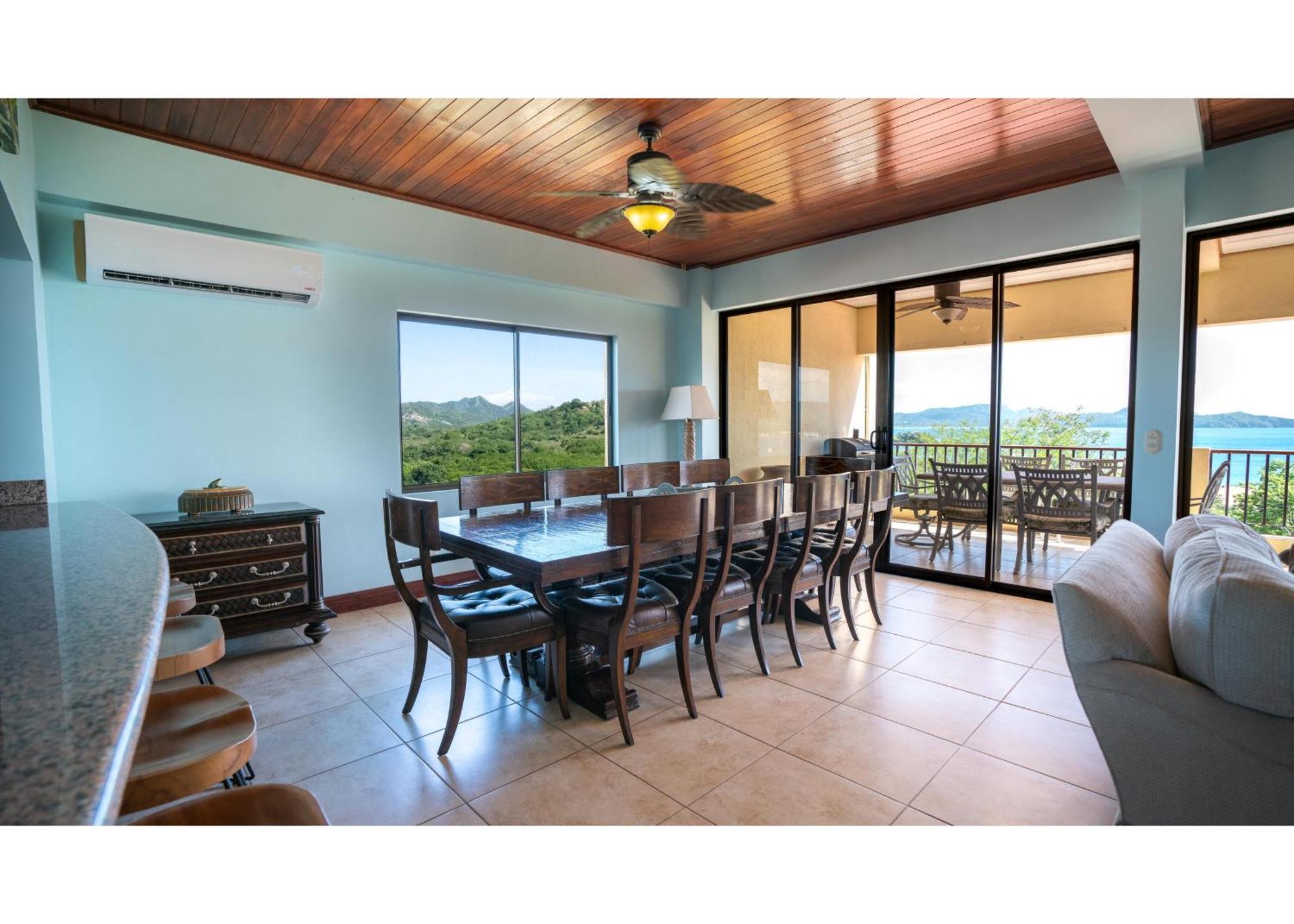 Presidential 15-oceanview Apartment Playa Flamingo