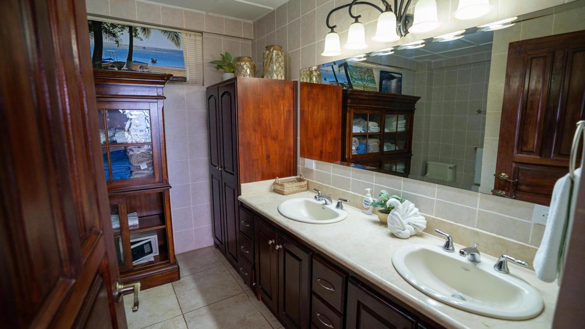 Presidential 15-oceanview Apartment *