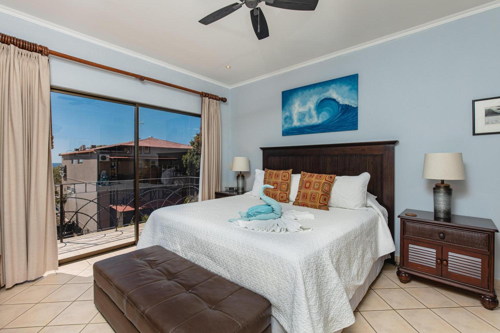 Sunrise 43 - 2 Bedroom Ocean View *