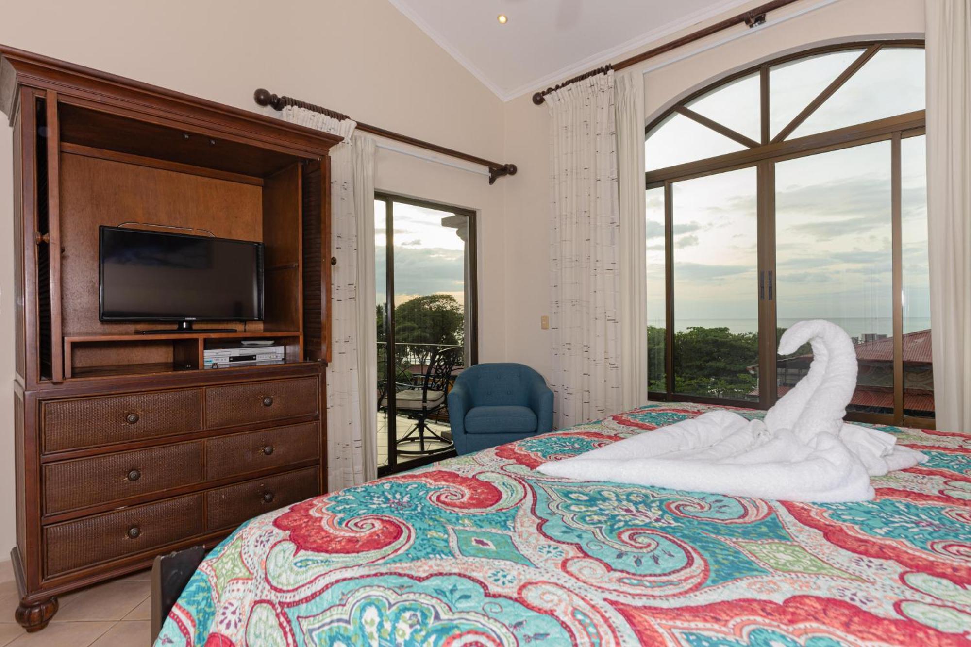 Sunrise 48- 3 Bedroom Ocean View Penthouse * Tamarindo