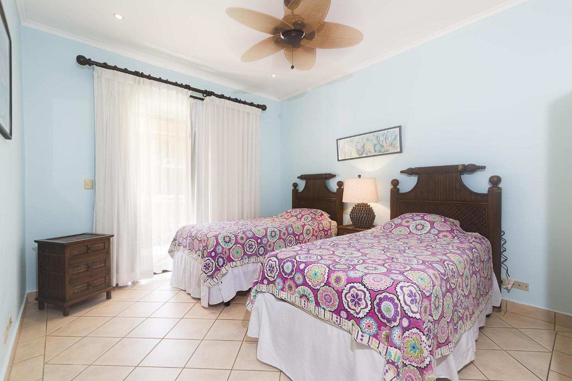 Apartment Sunrise 33- 3 Bedroom Poolside Tamarindo