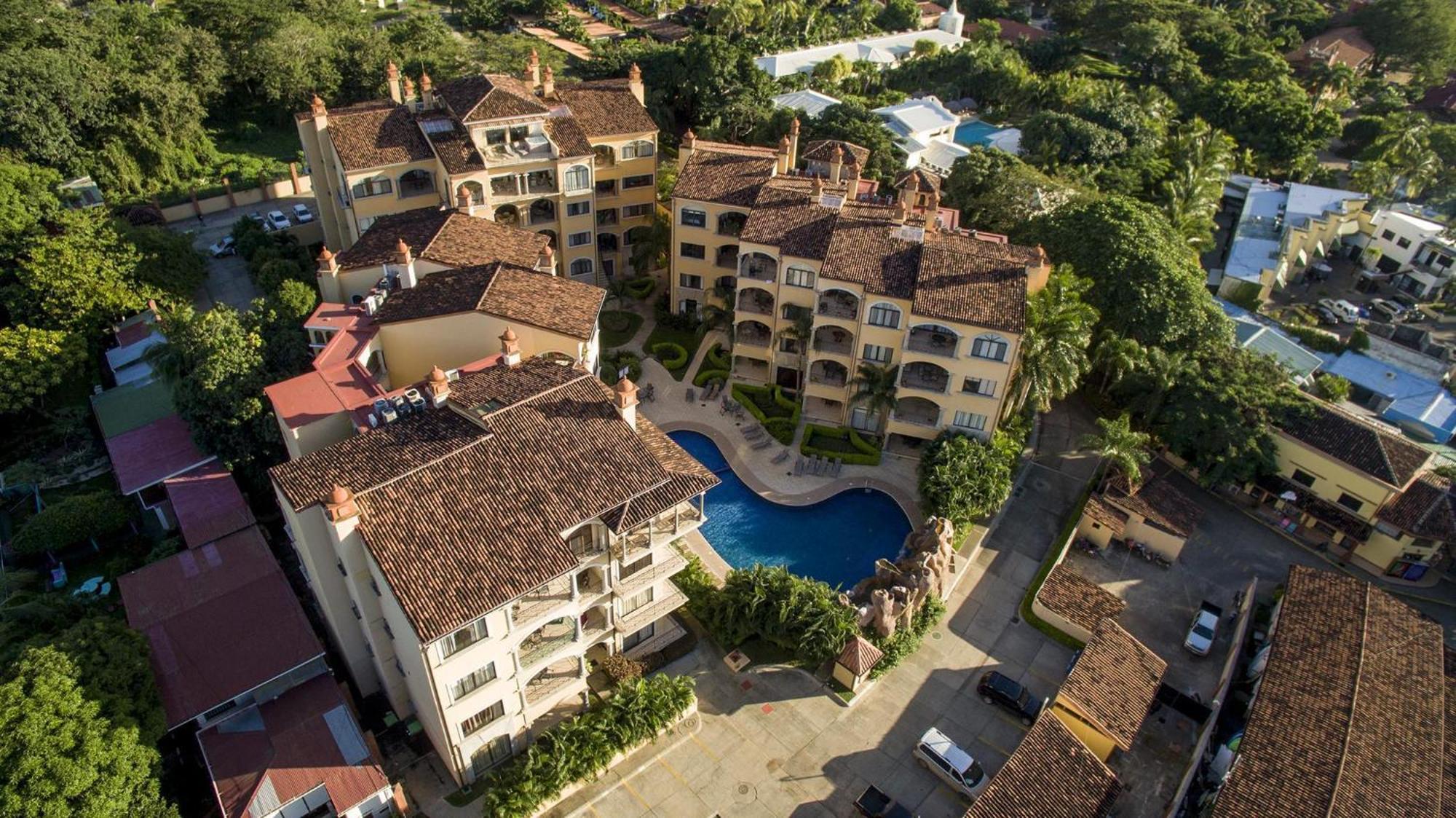 Sunrise 33- 3 Bedroom Poolside Tamarindo